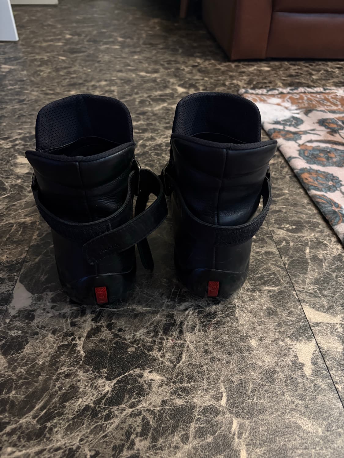 프라다 하이탑 레더 상품이미지3