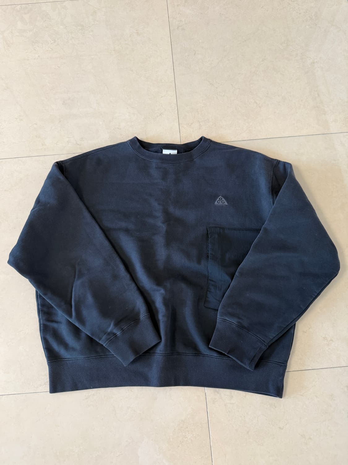 나이키 ACG 포켓 맨투맨 상품이미지1