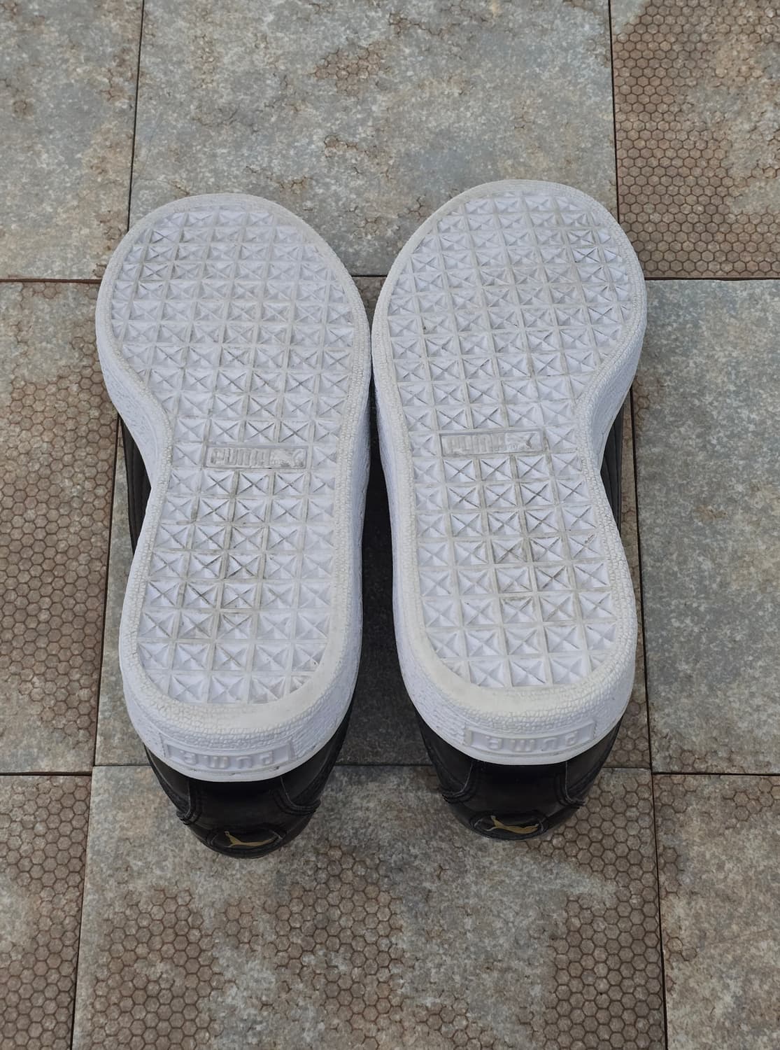 (240)푸마 바스켓 하트 페이턴트 블랙 상품이미지8