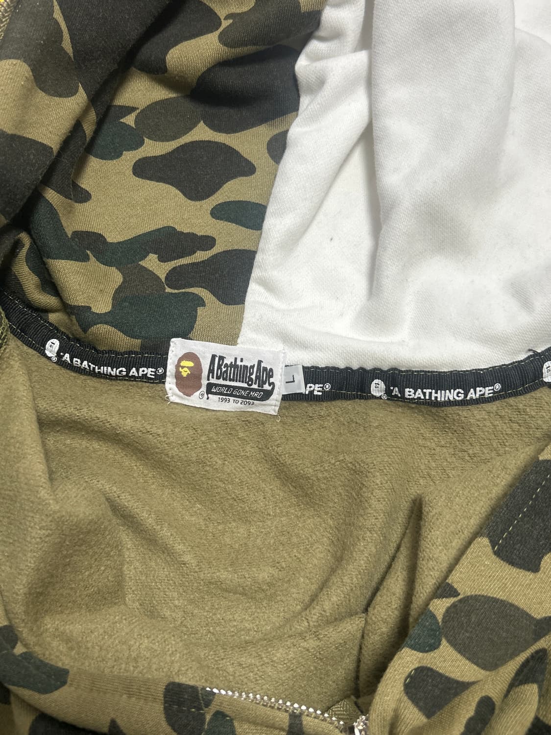 베이프 마일로 헬로키티 콜라보 카모 후드집업  상품이미지2