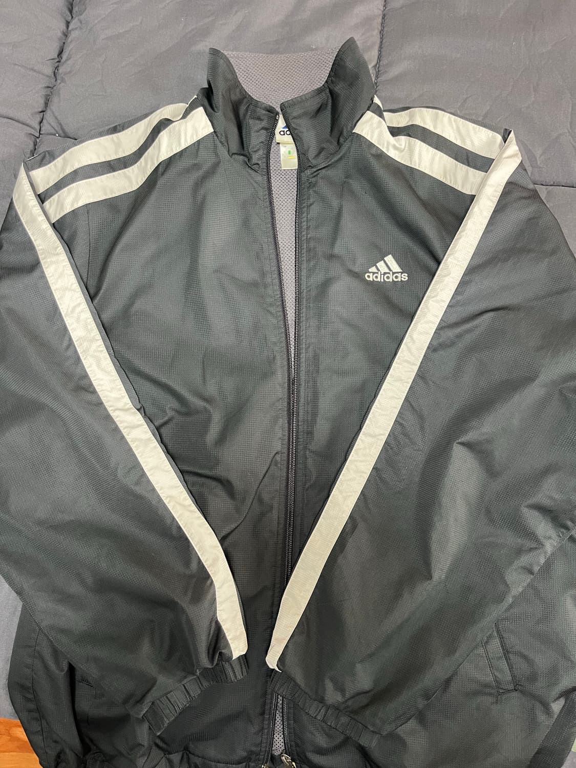 아디다스 빈티지 바람막이 상품이미지1