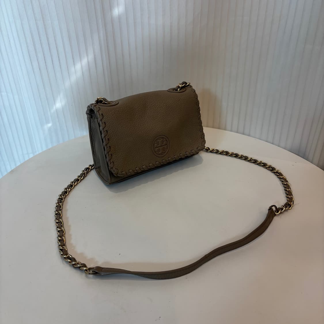 정품 토리버치 가죽 크로스백     상품이미지3