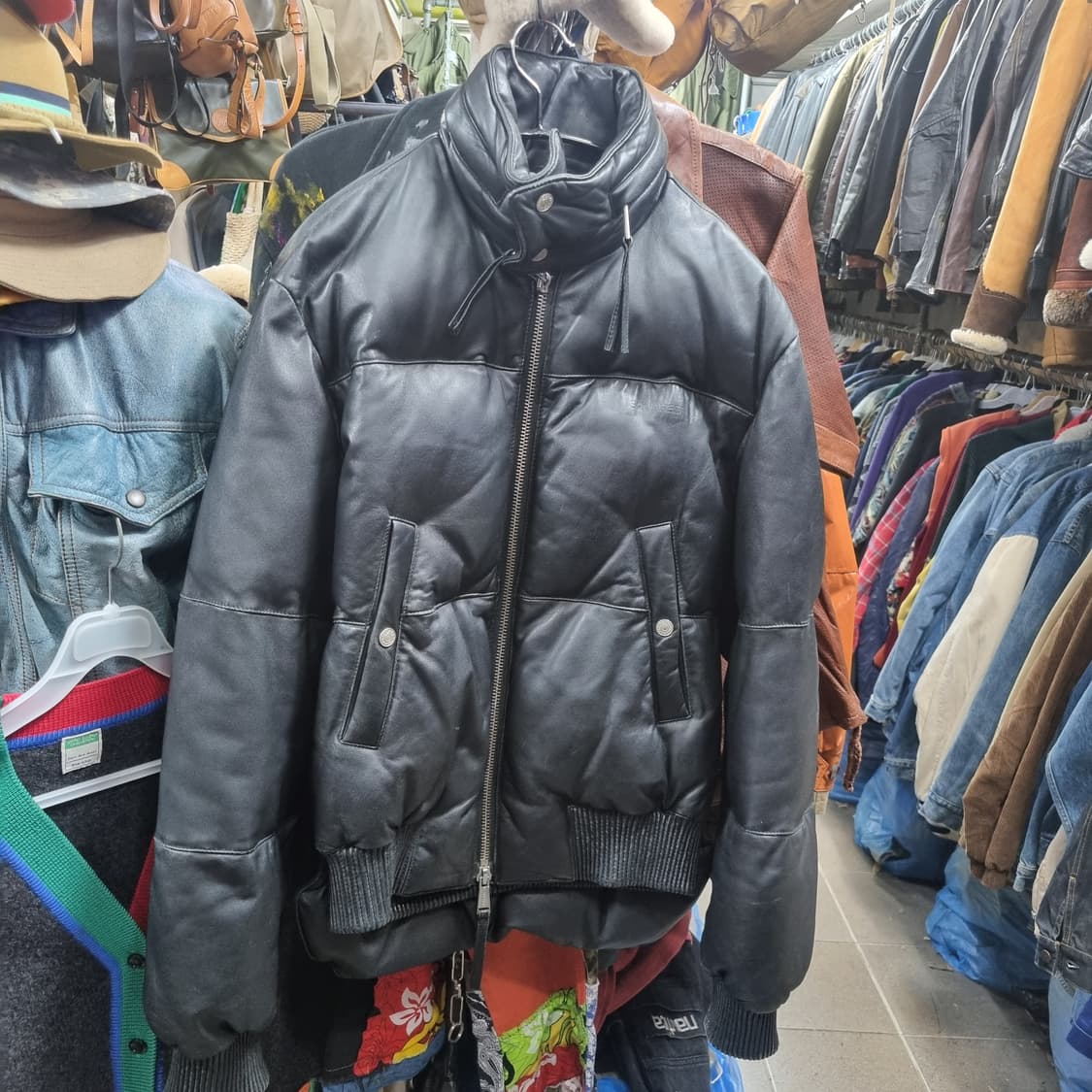 디스퀘어드2 블랙 가죽 패딩 상품이미지1