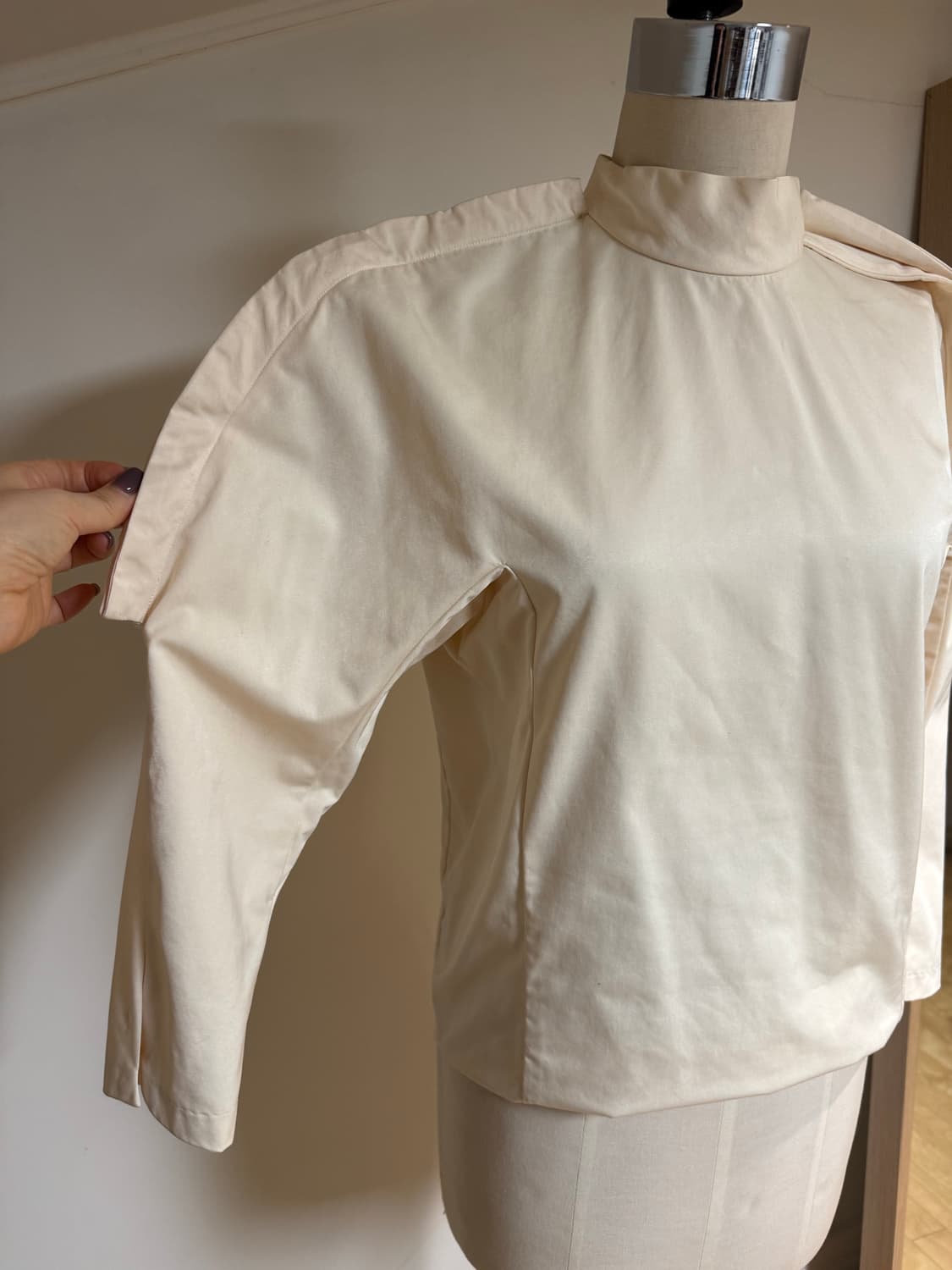 TOGA 아카이브 아이보리 블라우스36 상품이미지3