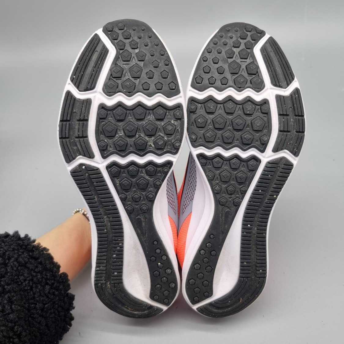 나이키 다운쉬프터9 여성운동화235  상품이미지4