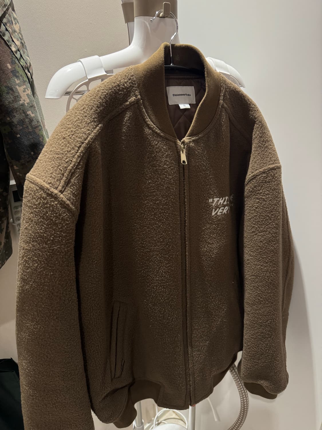 디스이즈네버댓 자켓 팝니다 상품이미지2