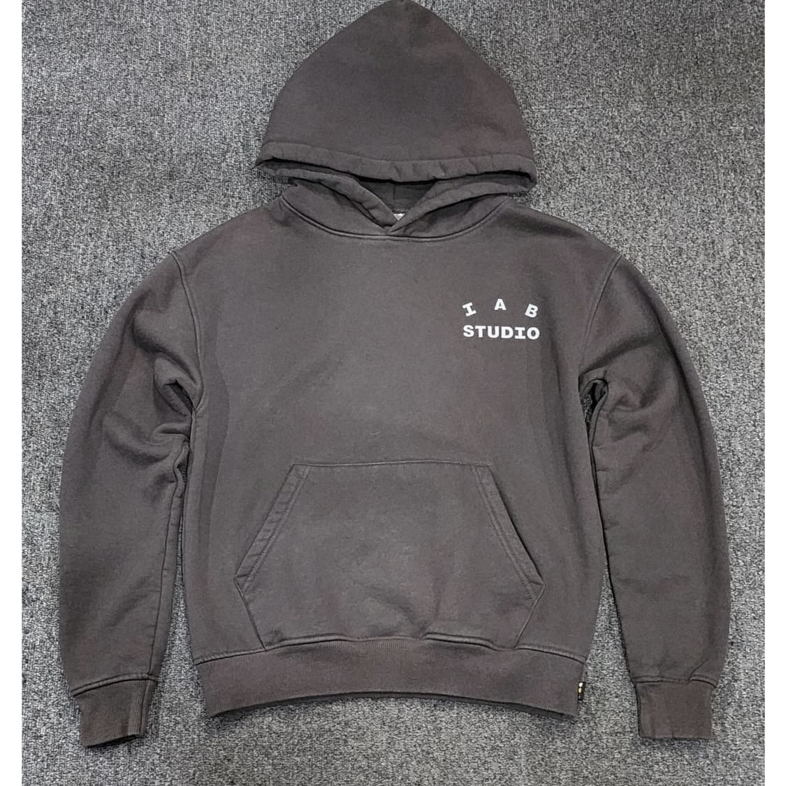 아이앱 스튜디오 기모 후드티 S 차콜 상품이미지1