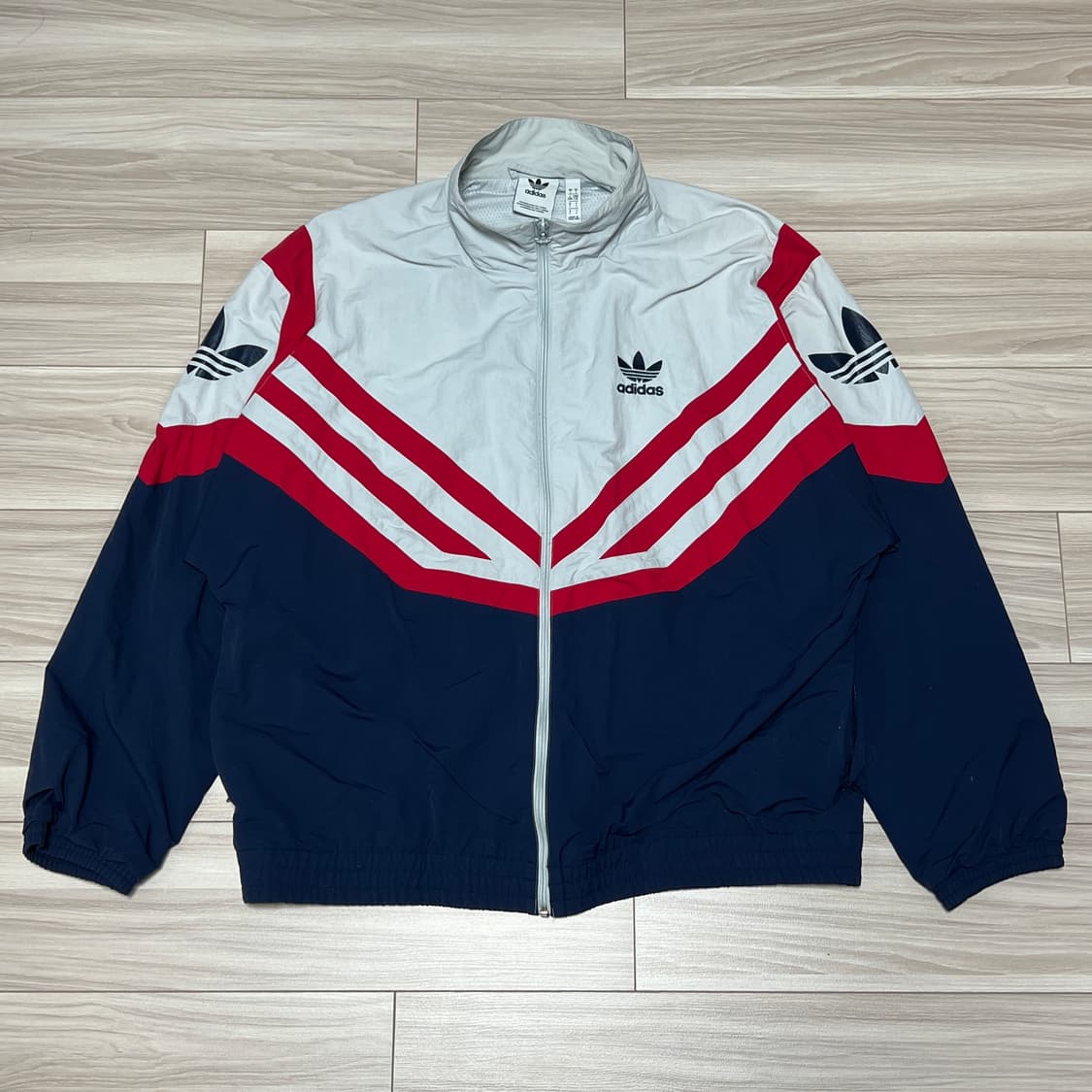 아디다스 오리지날 바람막이 L사이즈 상품이미지2