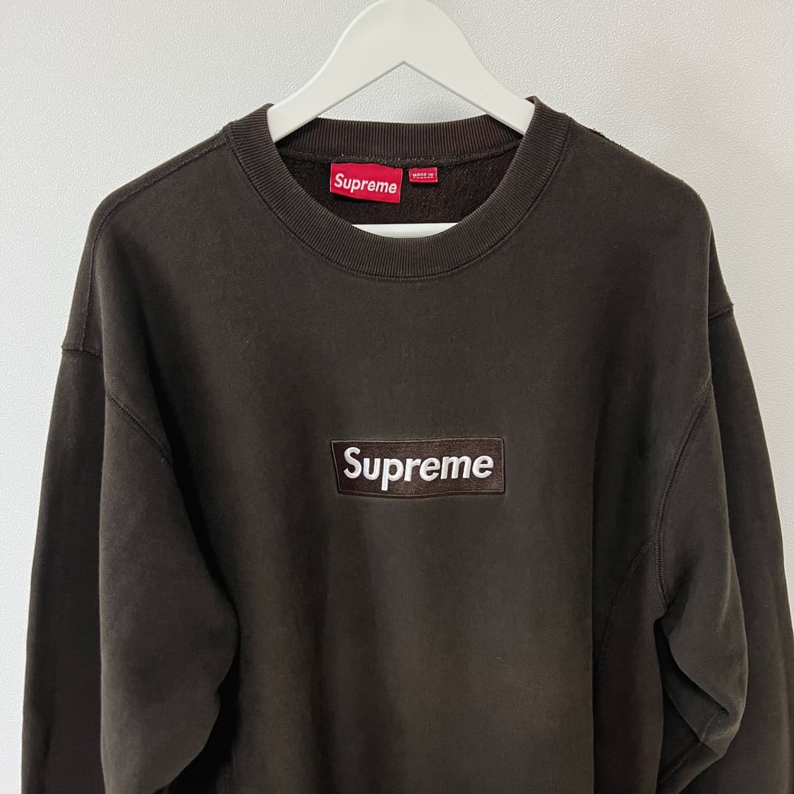 슈프림 2003 브라운 박스로고 크루넥 상품이미지3