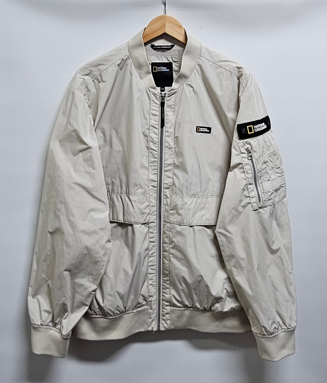 내셔널지오그래픽 항공 점퍼 베이지 2XL 상품이미지1