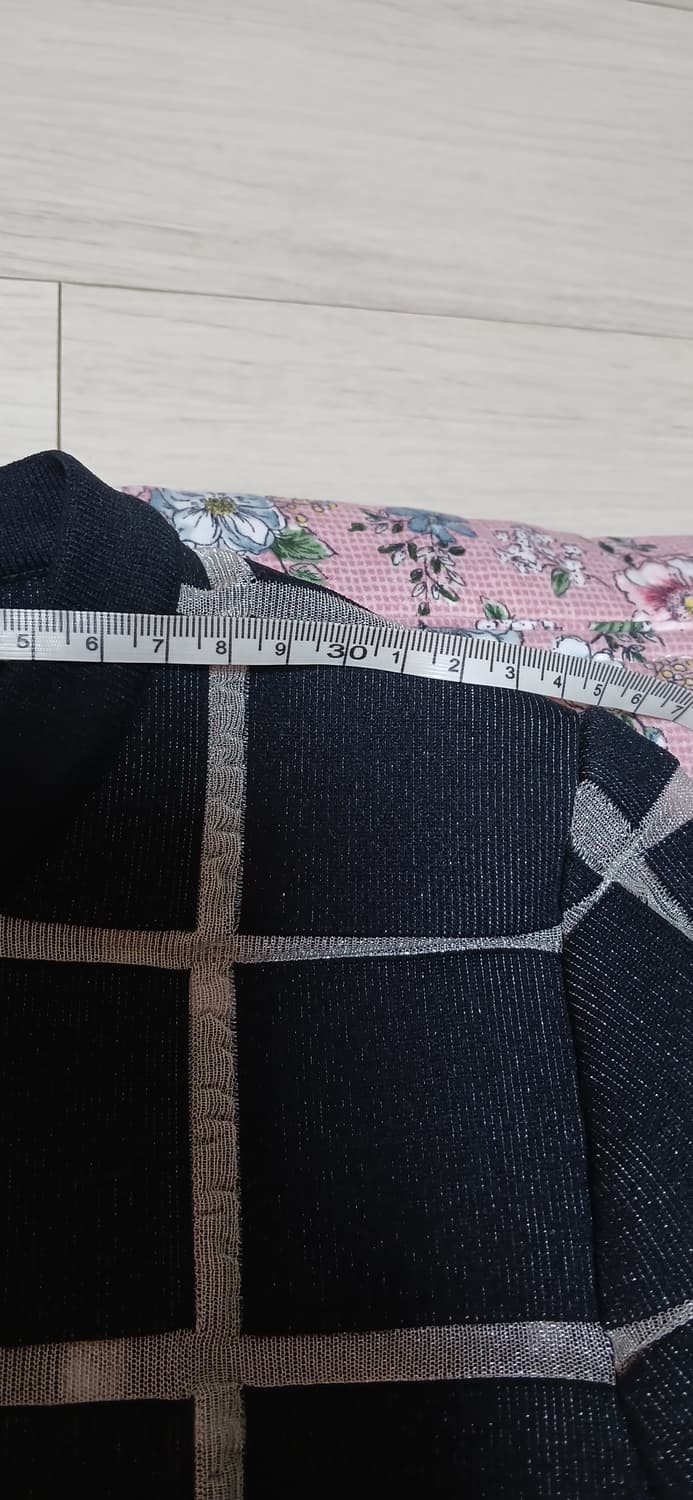 정품 발렌시아가 여성 체크 패턴 니트 가디건 상품이미지6