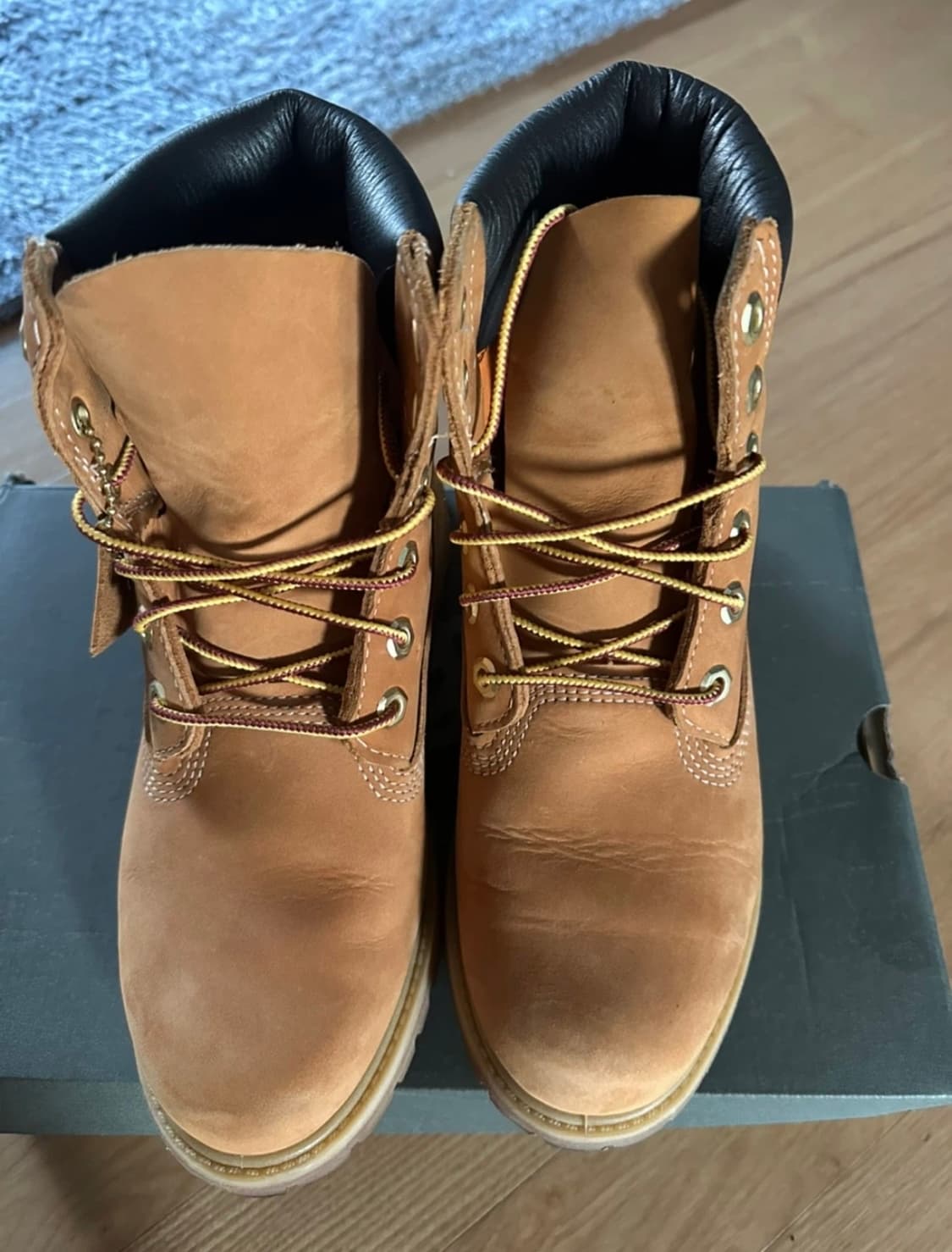 팀버랜드 6인치 프리미엄 워커 옐로우 브라운 색상 상품이미지2