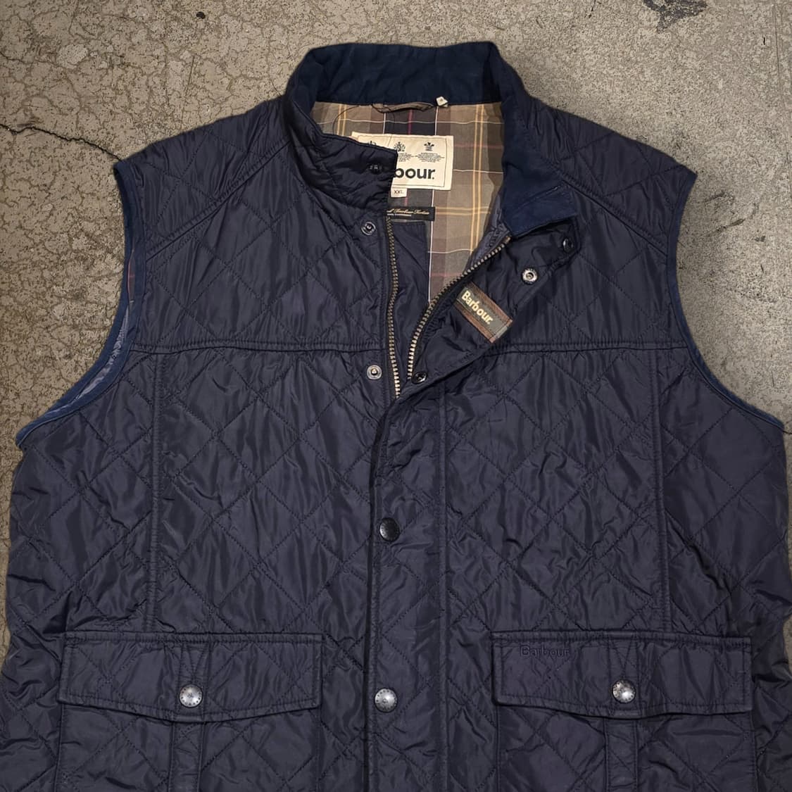 Barbour 네이비 익스플로러 질레 퀼팅 베스트 상품이미지3
