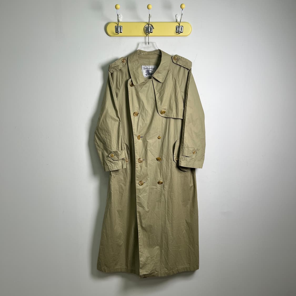 버버리 베이지 더블 브레스티드 트렌치코트  상품이미지1