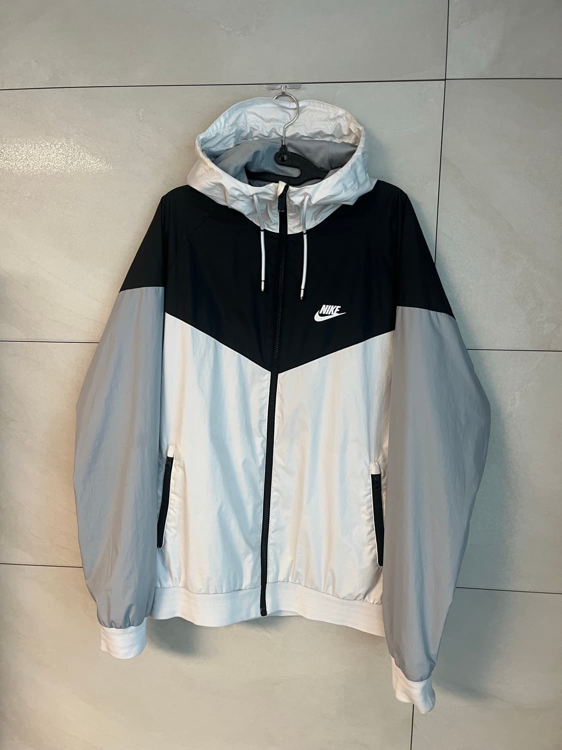 나이키 윈드브레이커 바람막이 (2XL size)  상품이미지3