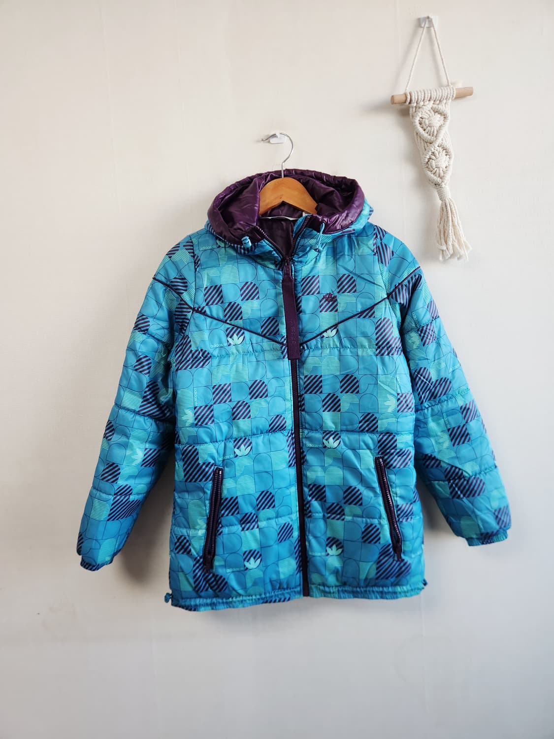 아디다스 레트로 패턴 후드 패딩 85 상품이미지1