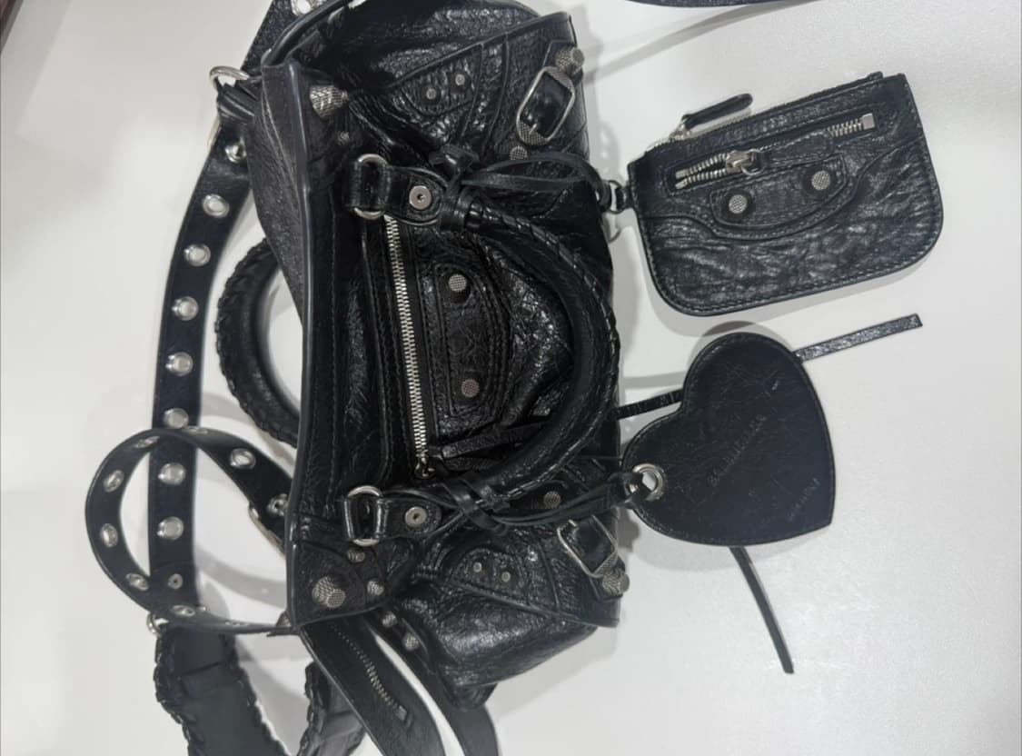 발렌시아가 네오 카골 Xs 카골시티 블랙 상품이미지1