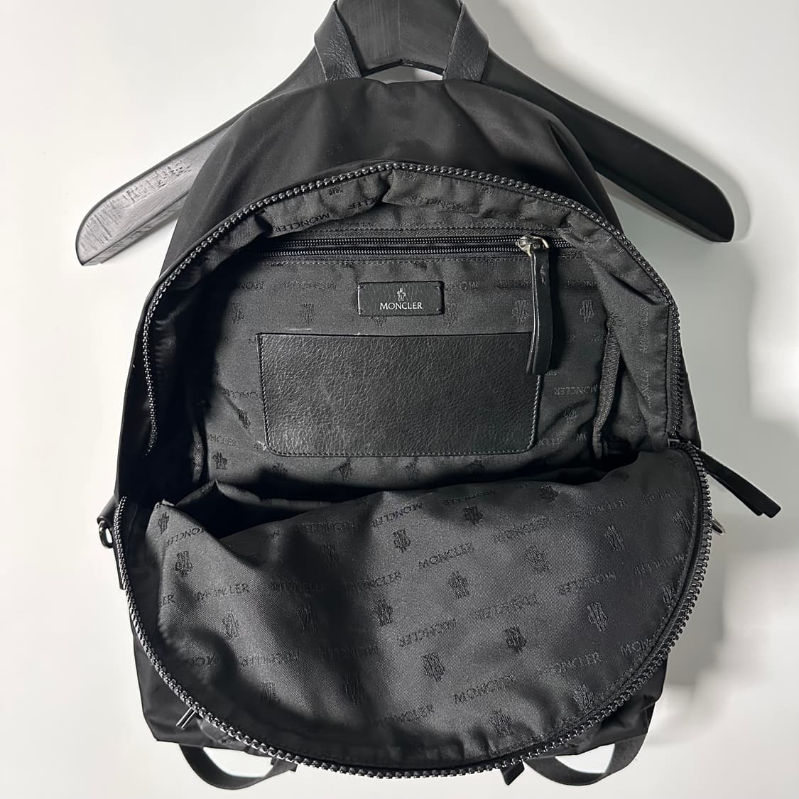 몽클레어 나일론 퀼티드 백팩 (on.22)   상품이미지3