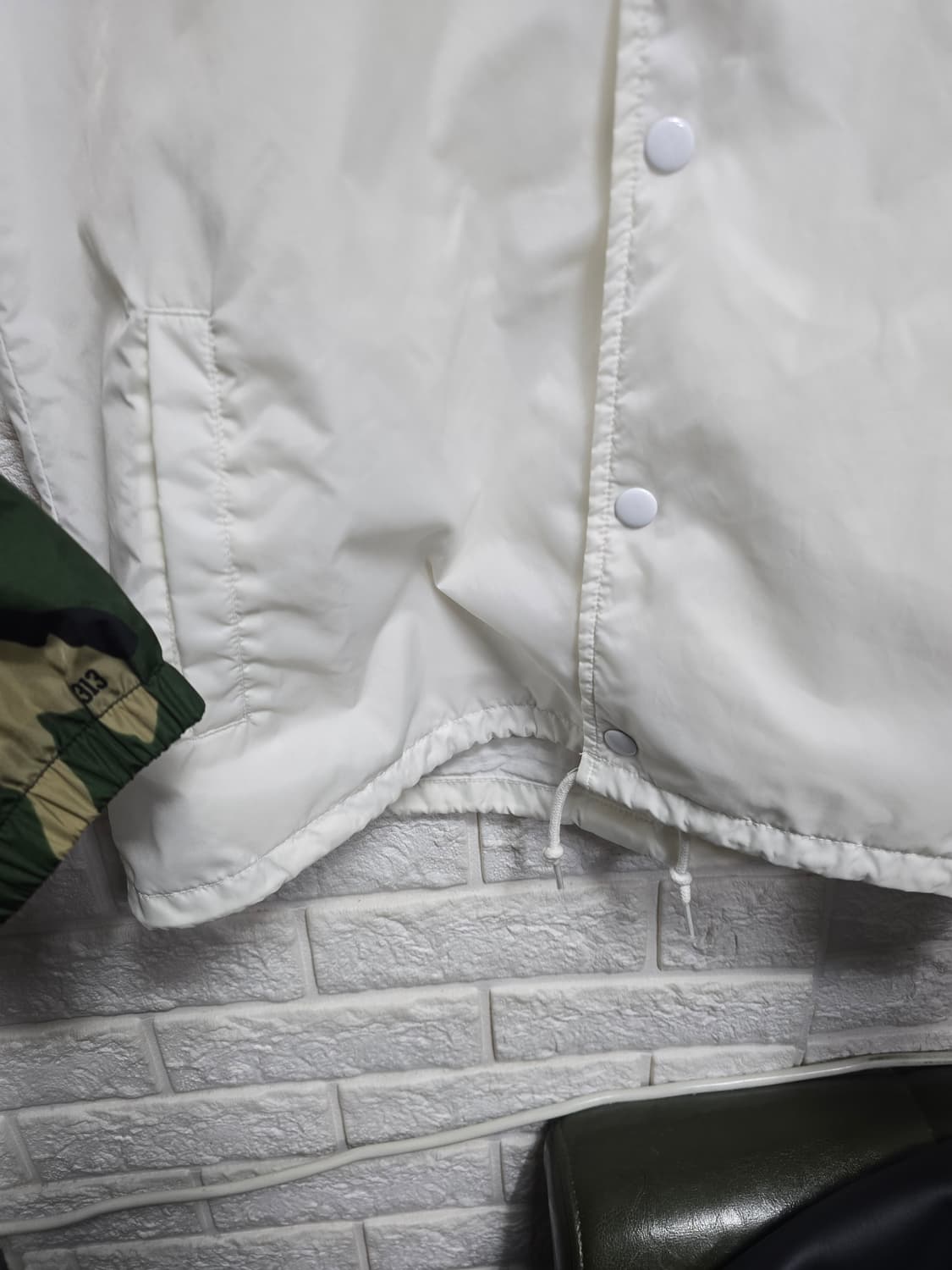 칼하트 WIP 요크 자켓 M 카모 (100) 상품이미지4