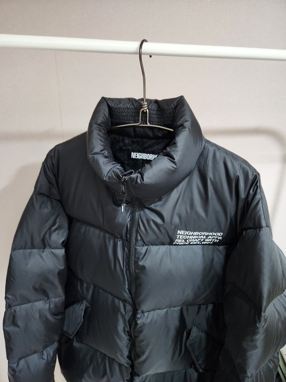 네이버후드 22aw 클래식 다운패딩
L 블랙 상품이미지2