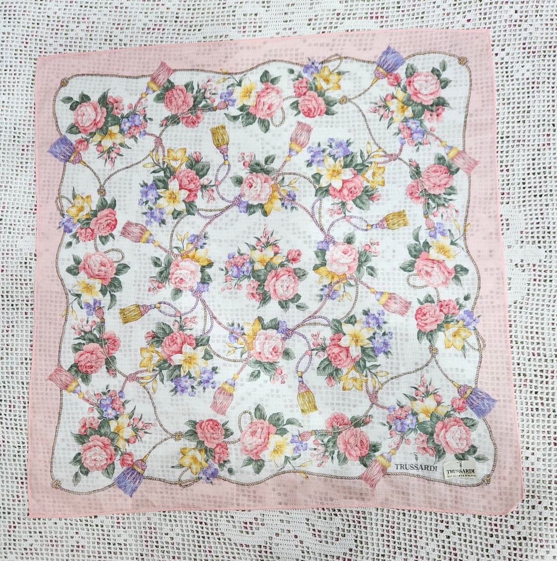 (TRUSSARDI) 플라워 로프패턴 손수건 상품이미지2