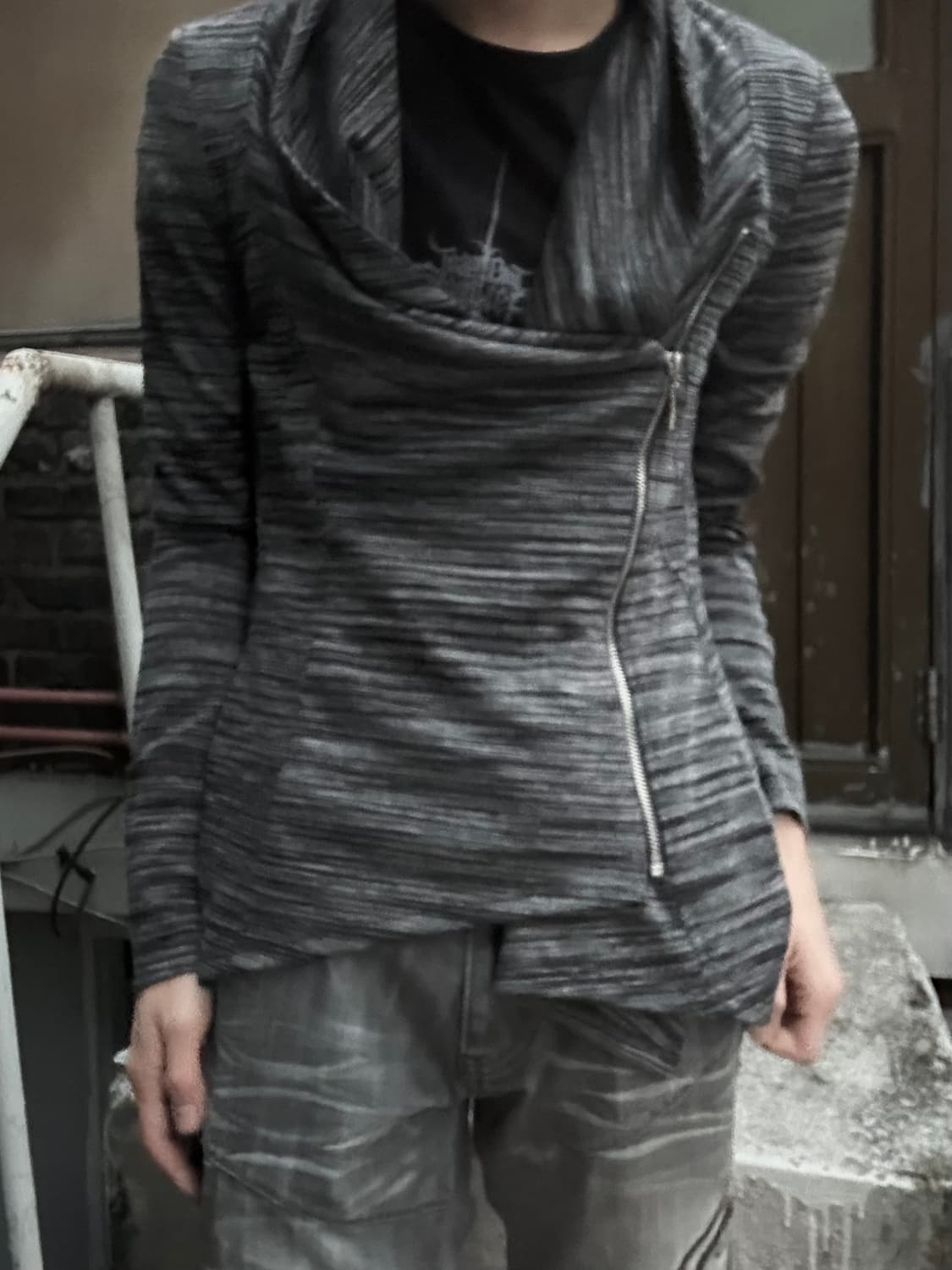 *rare* WHBM 그레이 드레이프 사선 하이넥 집업 상품이미지1