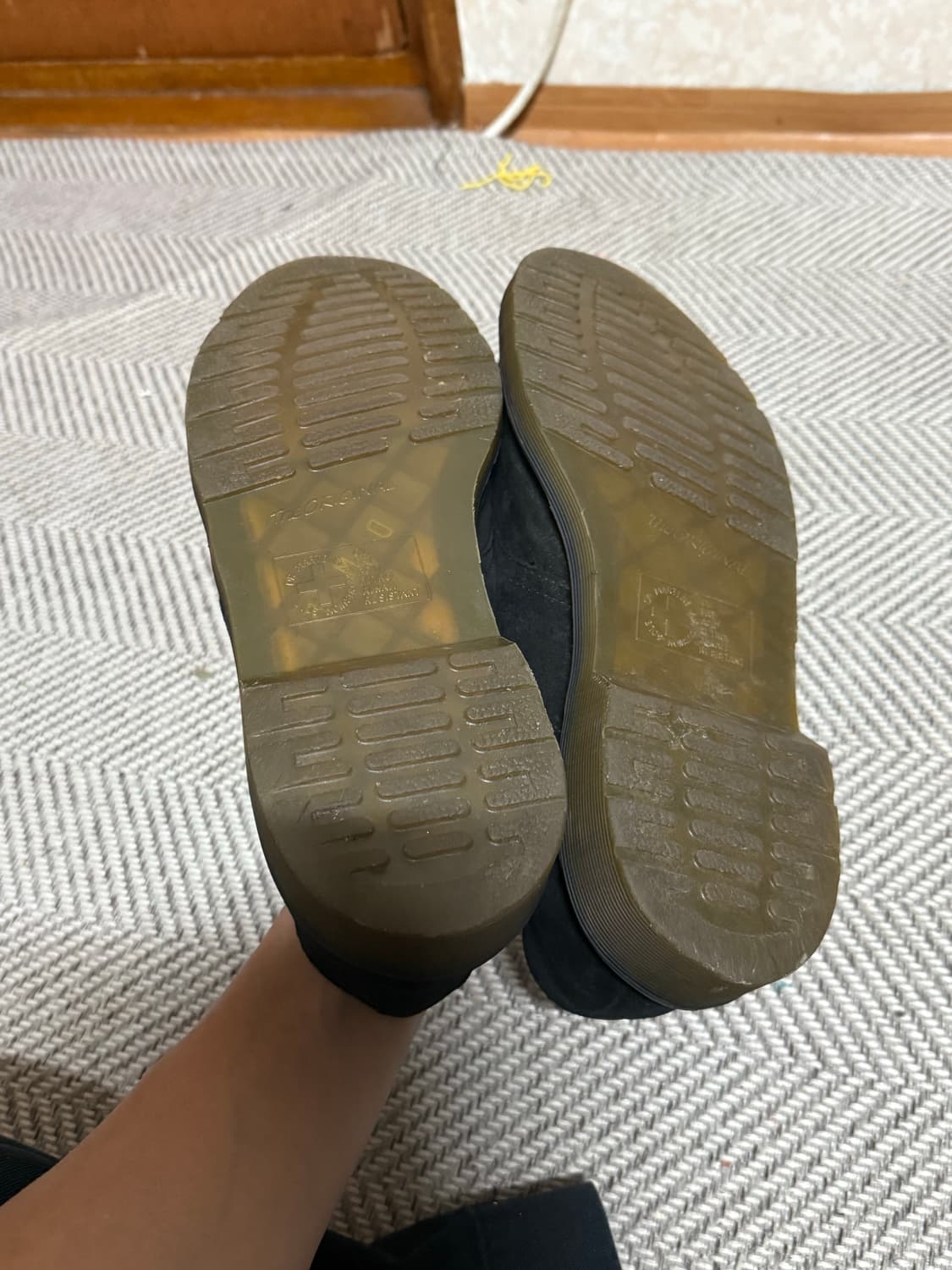 닥터마틴 블랙 스웨이드 슈즈 265-270 상품이미지4