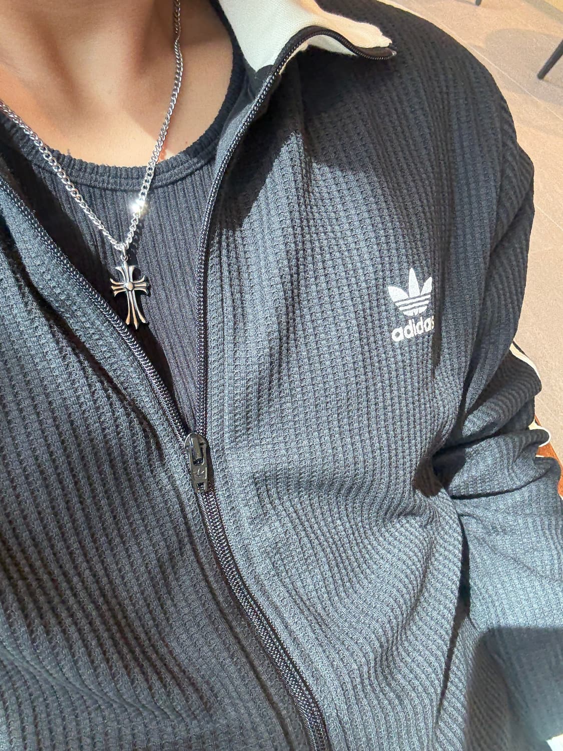 블루 포인트 십자가 목걸이 상품이미지1