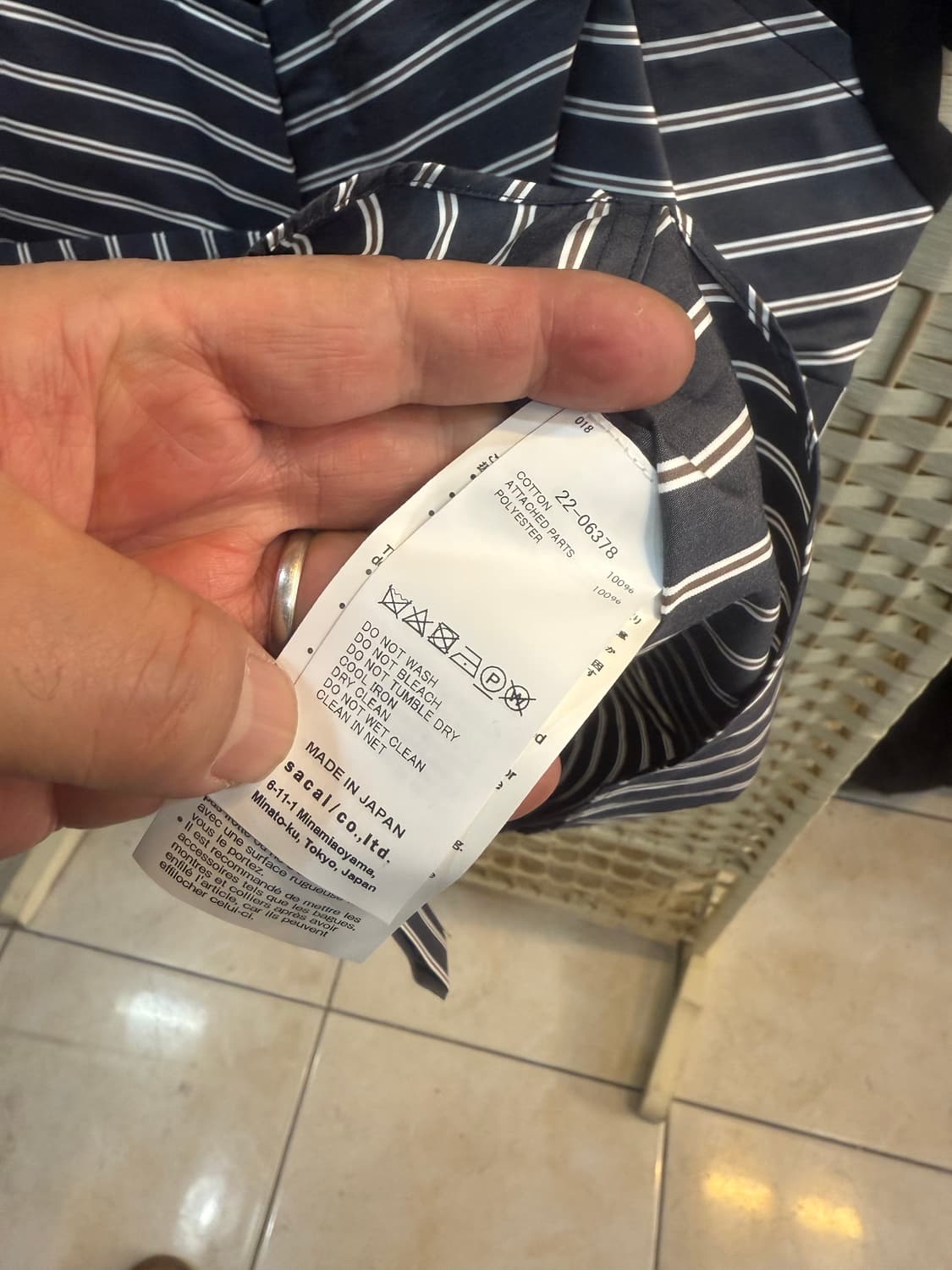 2/66 정품 사카이 블라우스 팝니다 상품이미지3