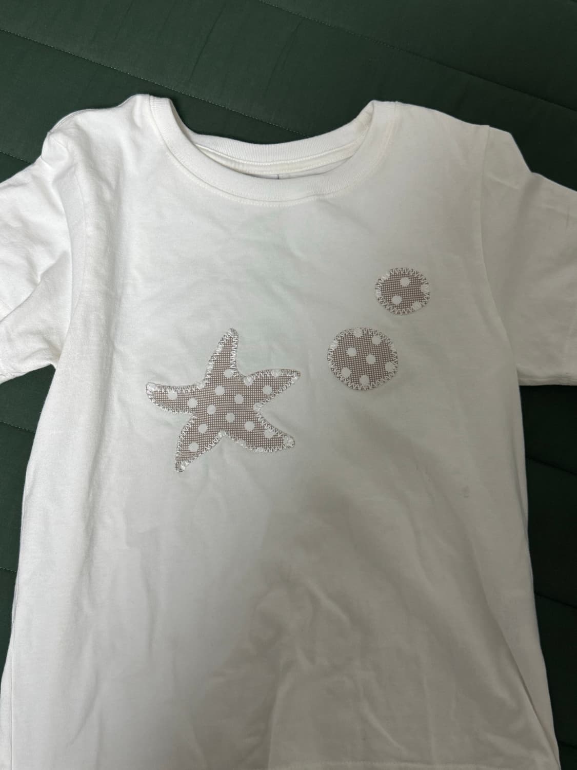 더콜디스트모먼트 starfish dot patch 티셔츠  상품이미지1
