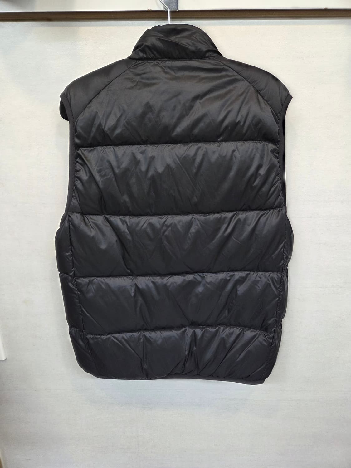 유니클로 울트라라이트다운 패딩조끼 L 상품이미지2