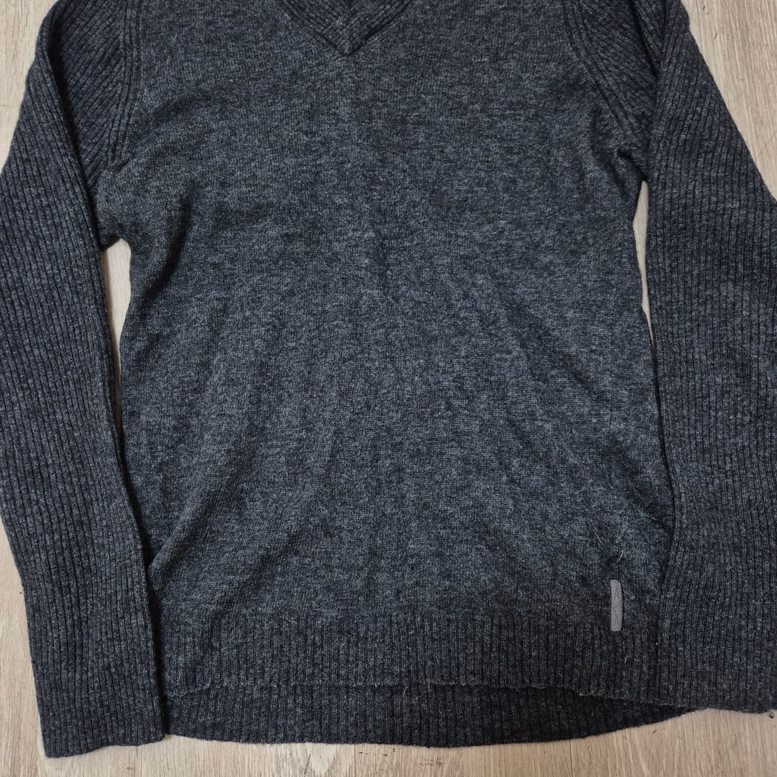 아르마니 익스체인지 브이넥 니트 L(100) 상품이미지3