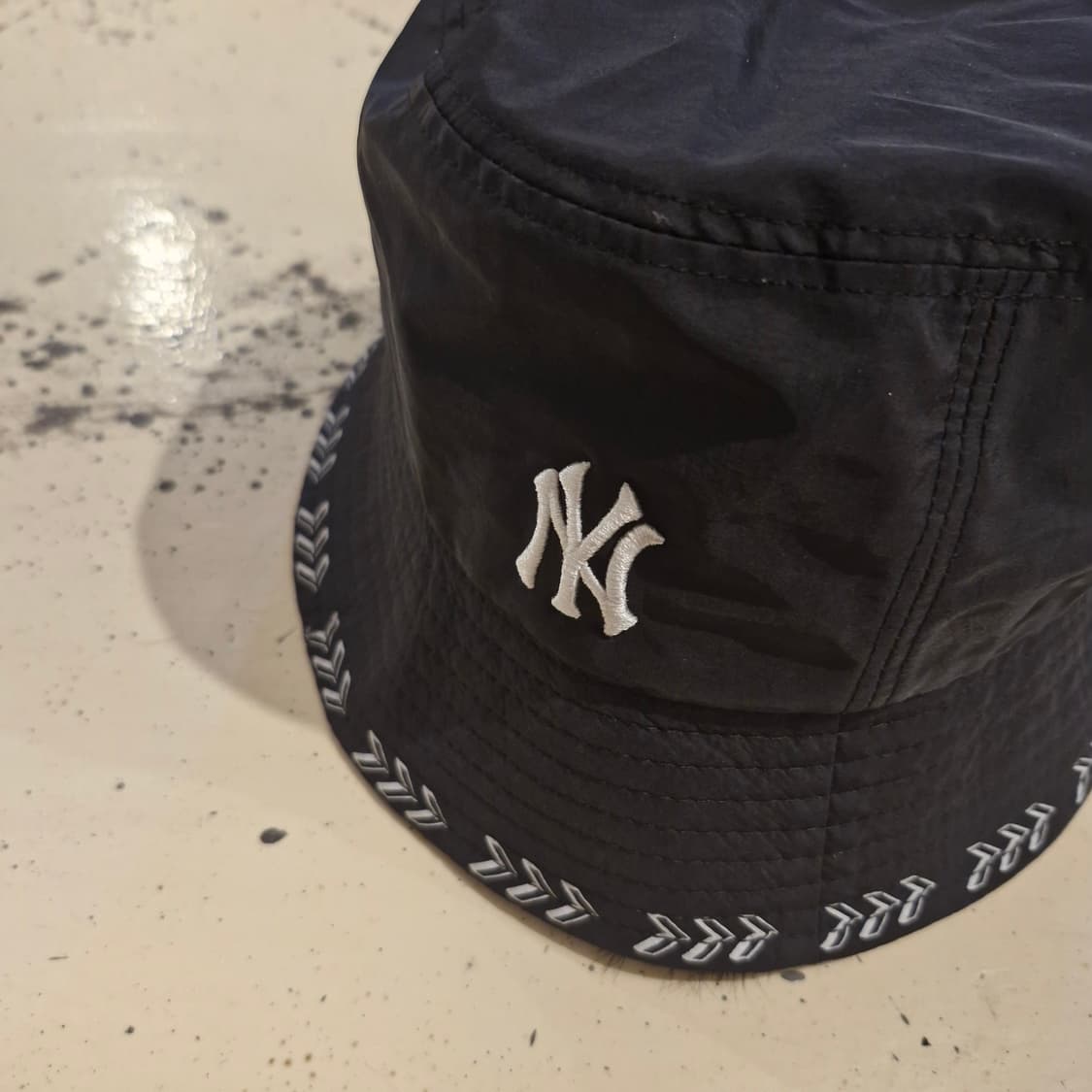 MLB 심볼 챙로고 버킷햇 NY 상품이미지3