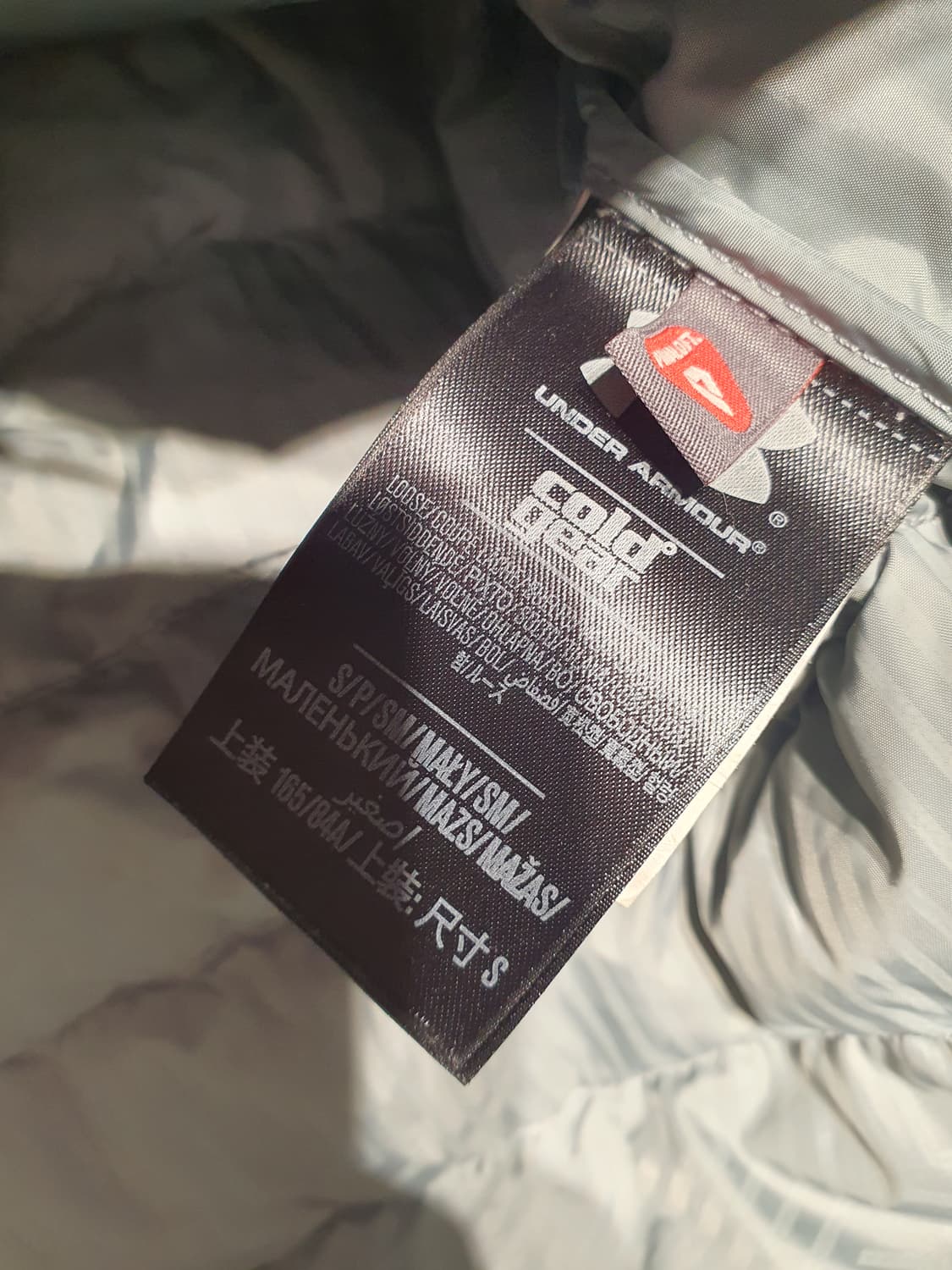 언더아머 프리마로프트 경량  상품이미지5