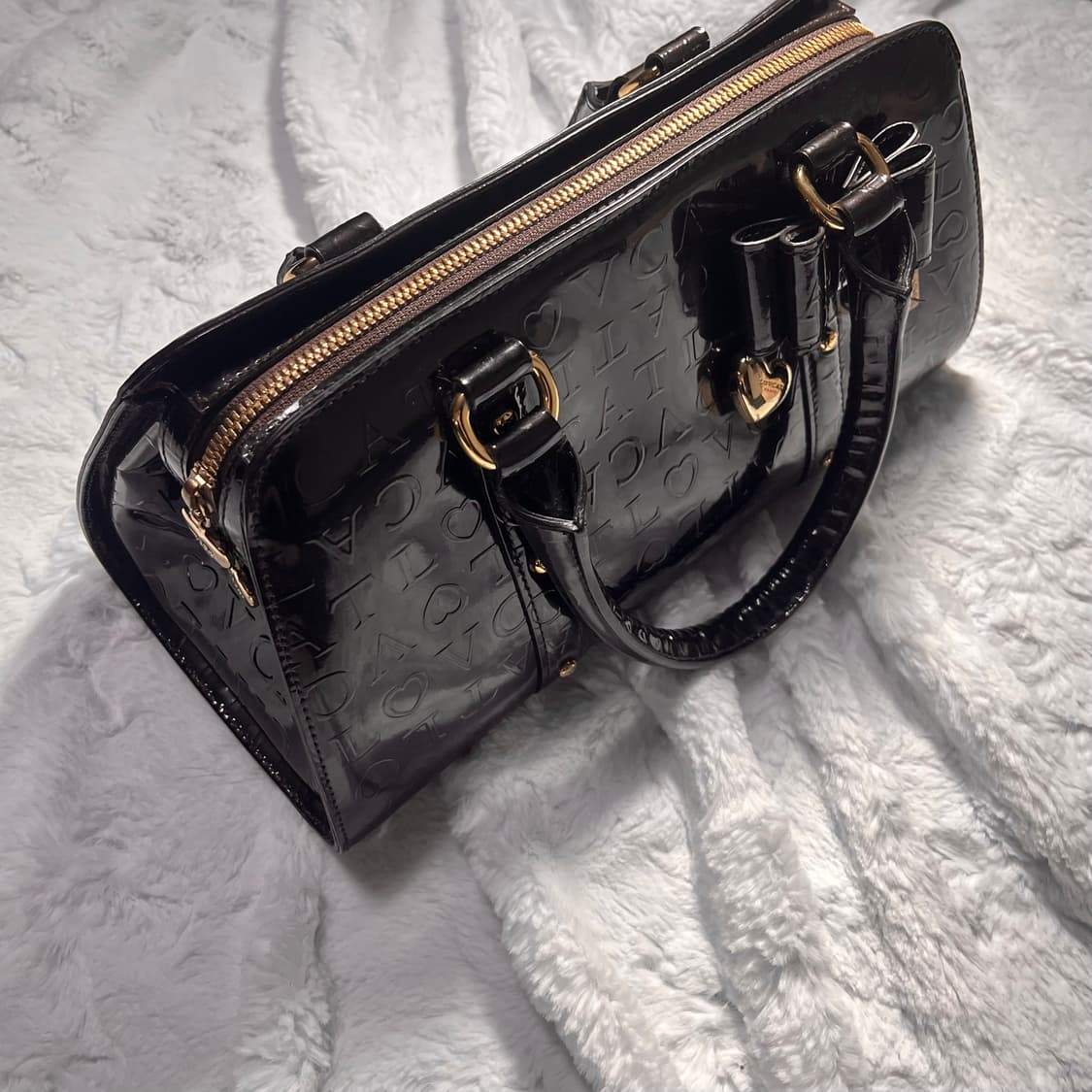 lovct 러브캣 다크브라운 초코 리본 애나멜 핸드백 라떼갸루 상품이미지3