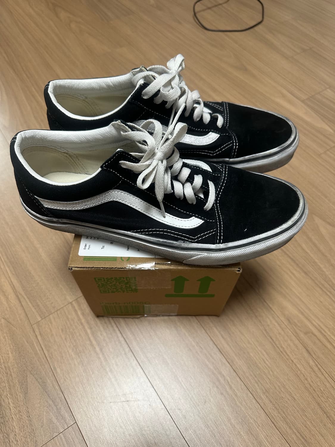 반스 올드스쿨 스트레스드 빈티지 워싱 블랙 화이트 280 상품이미지4