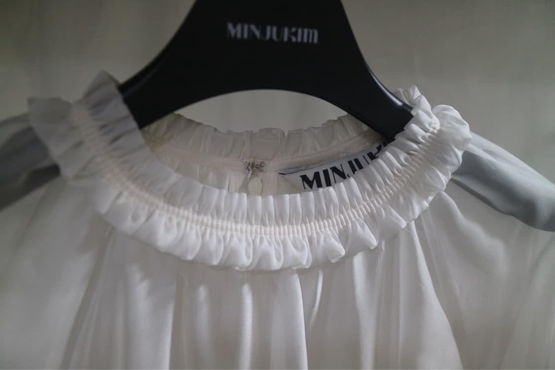 민주킴 Oversized Ruffled Tiered Dress 상품이미지2