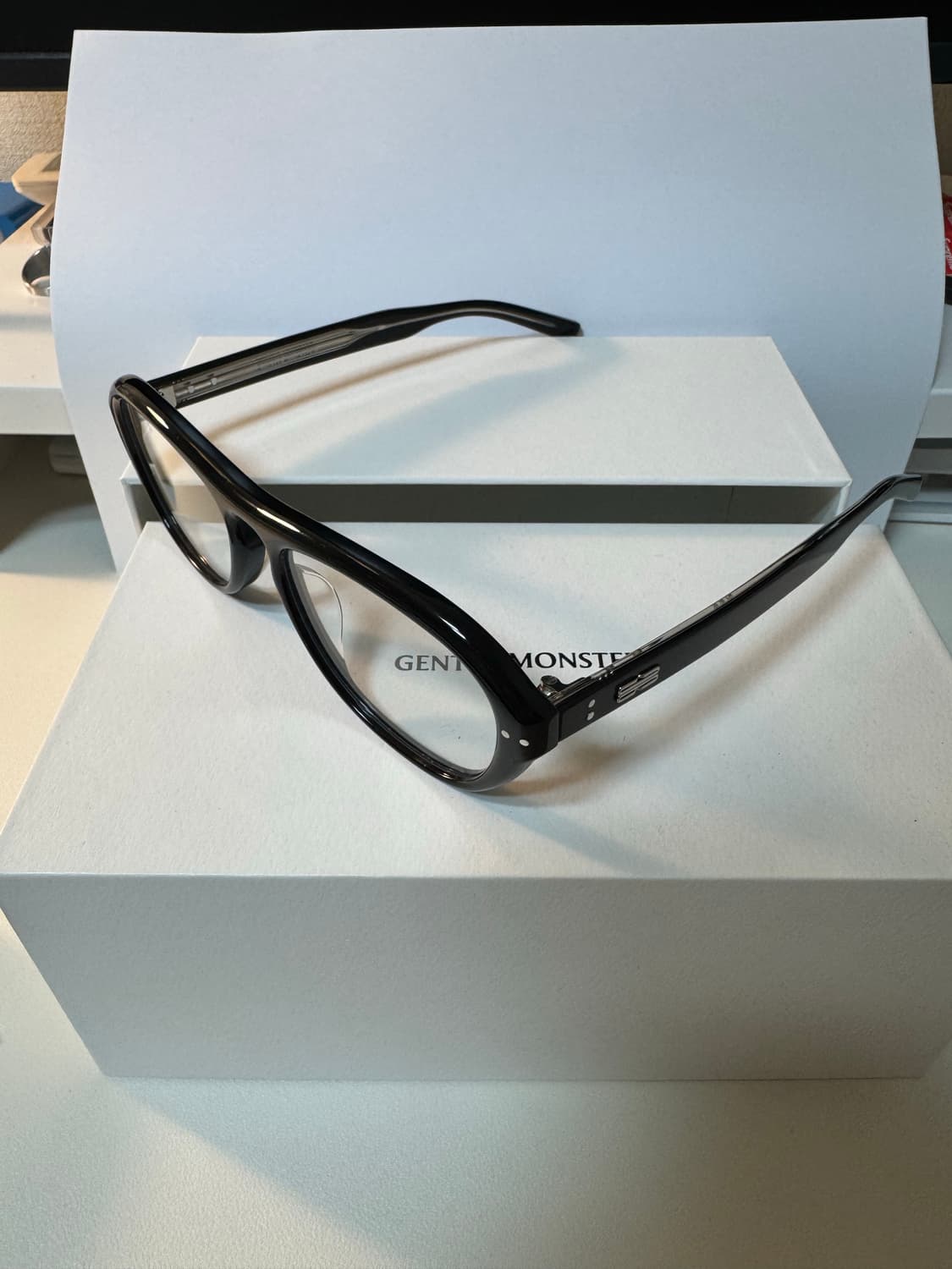 젠틀몬스터 OAA 안경 상품이미지4