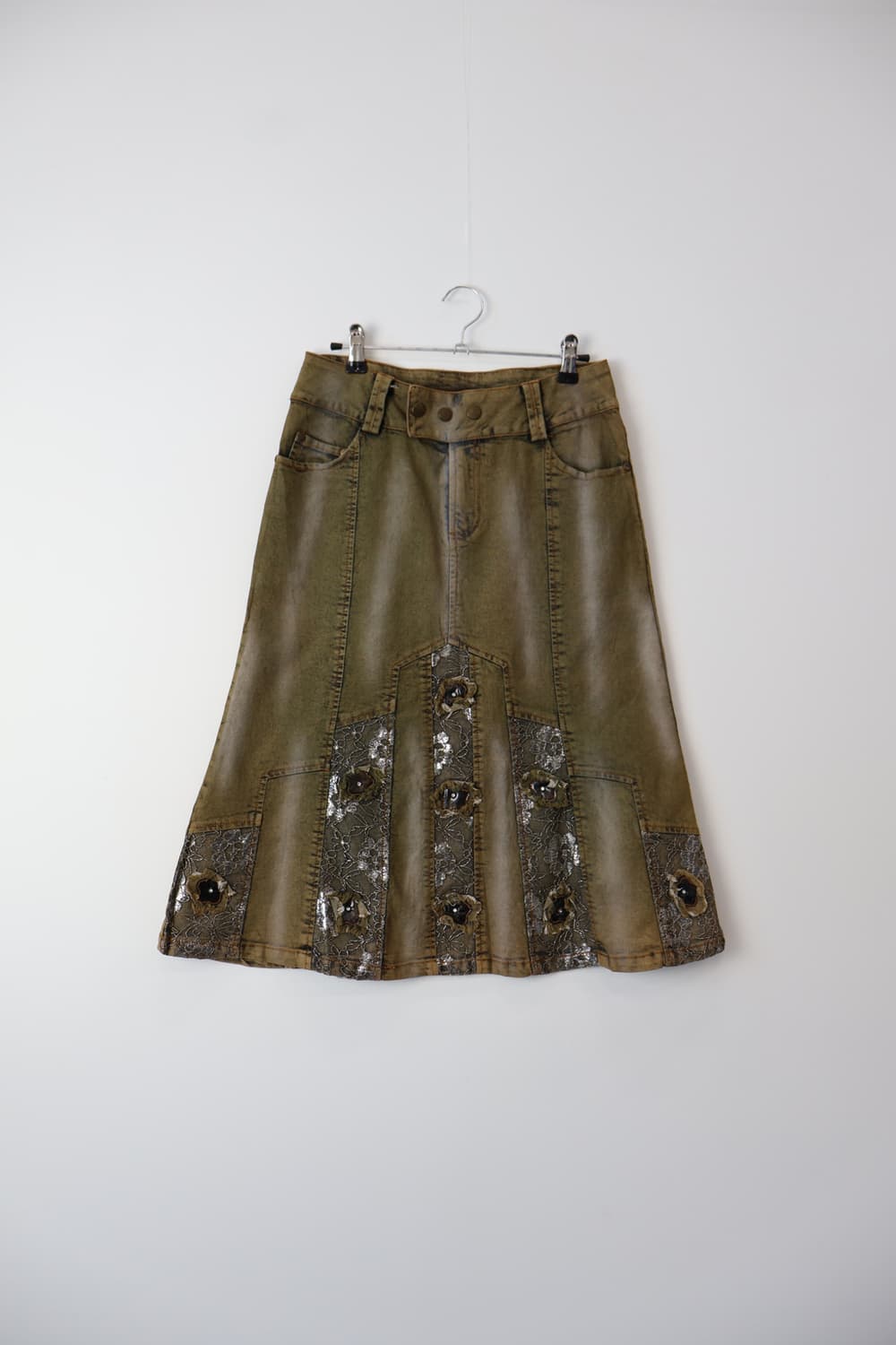'KUFENG' Olive Acid Wash LaceMidi Skirt 상품이미지4