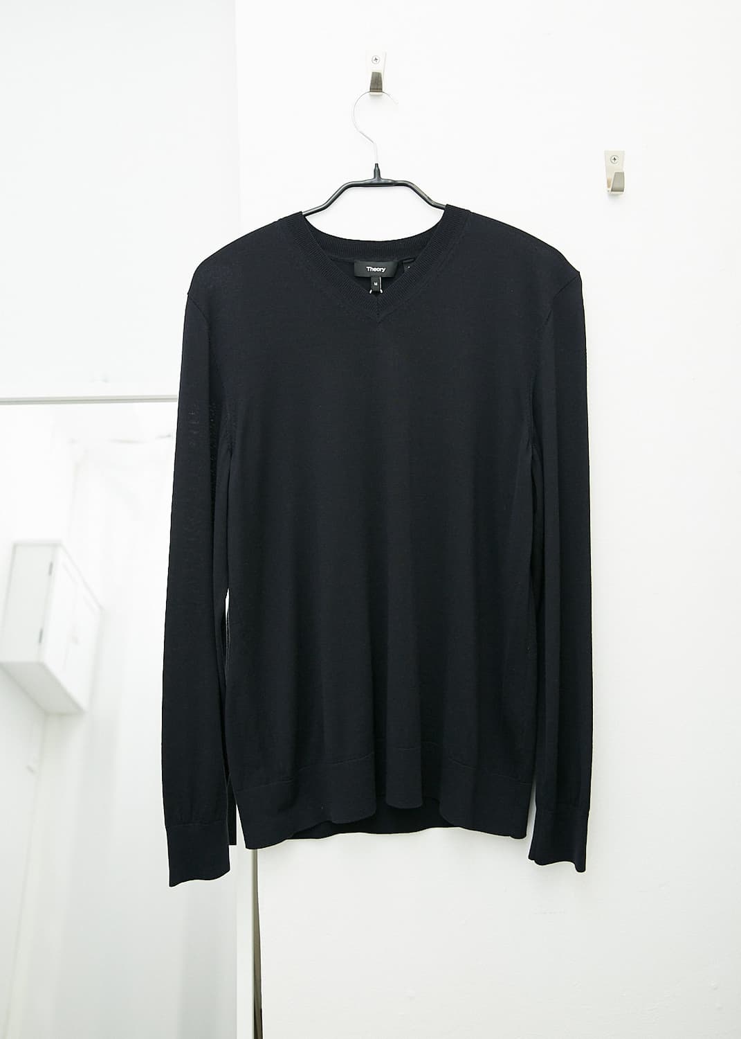 V-neck Sweater 상품이미지1
