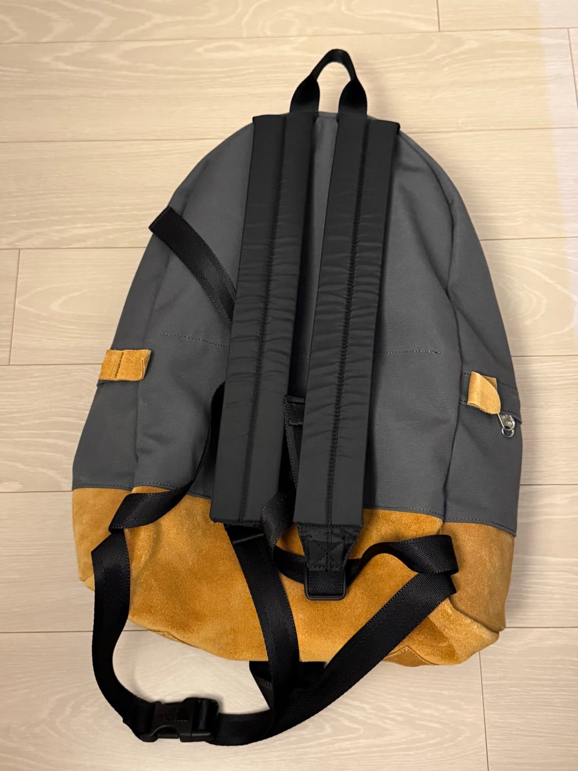 노스페이스 퍼플라벨 데이팩 그레이 상품이미지3