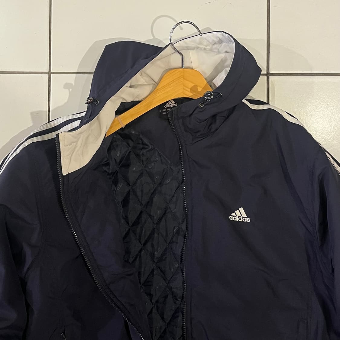 아디다스 올드스쿨 누빔 후드점퍼 네이비 상품이미지7