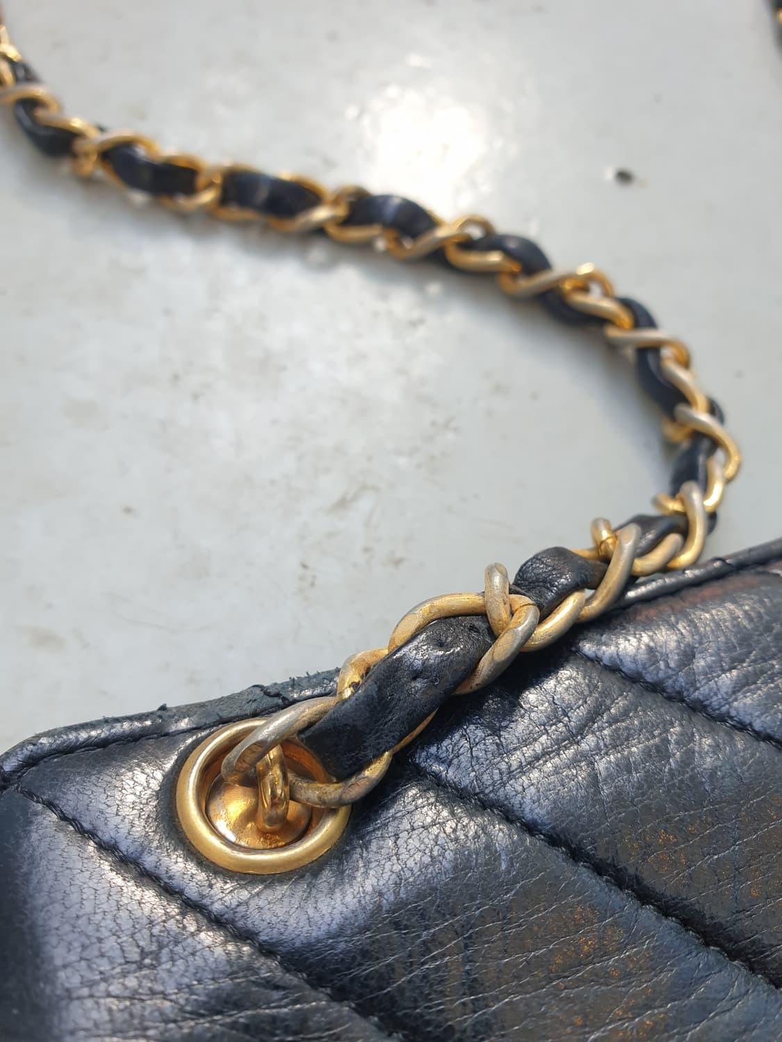 샤넬 빈티지 쉐브론 램스킨 숄더백 상품이미지5