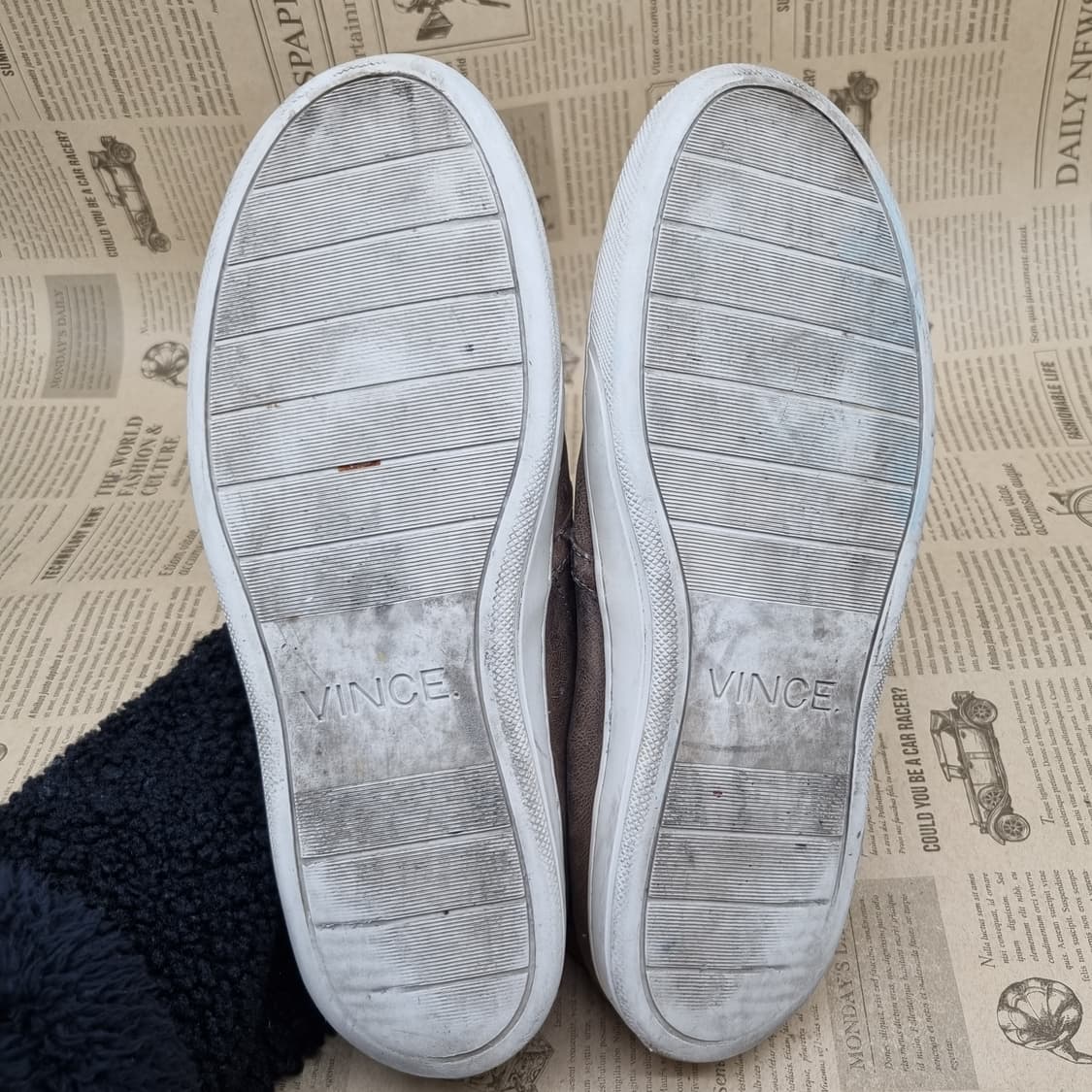 빈스 스웨이드 남성슬립온 260 상품이미지3