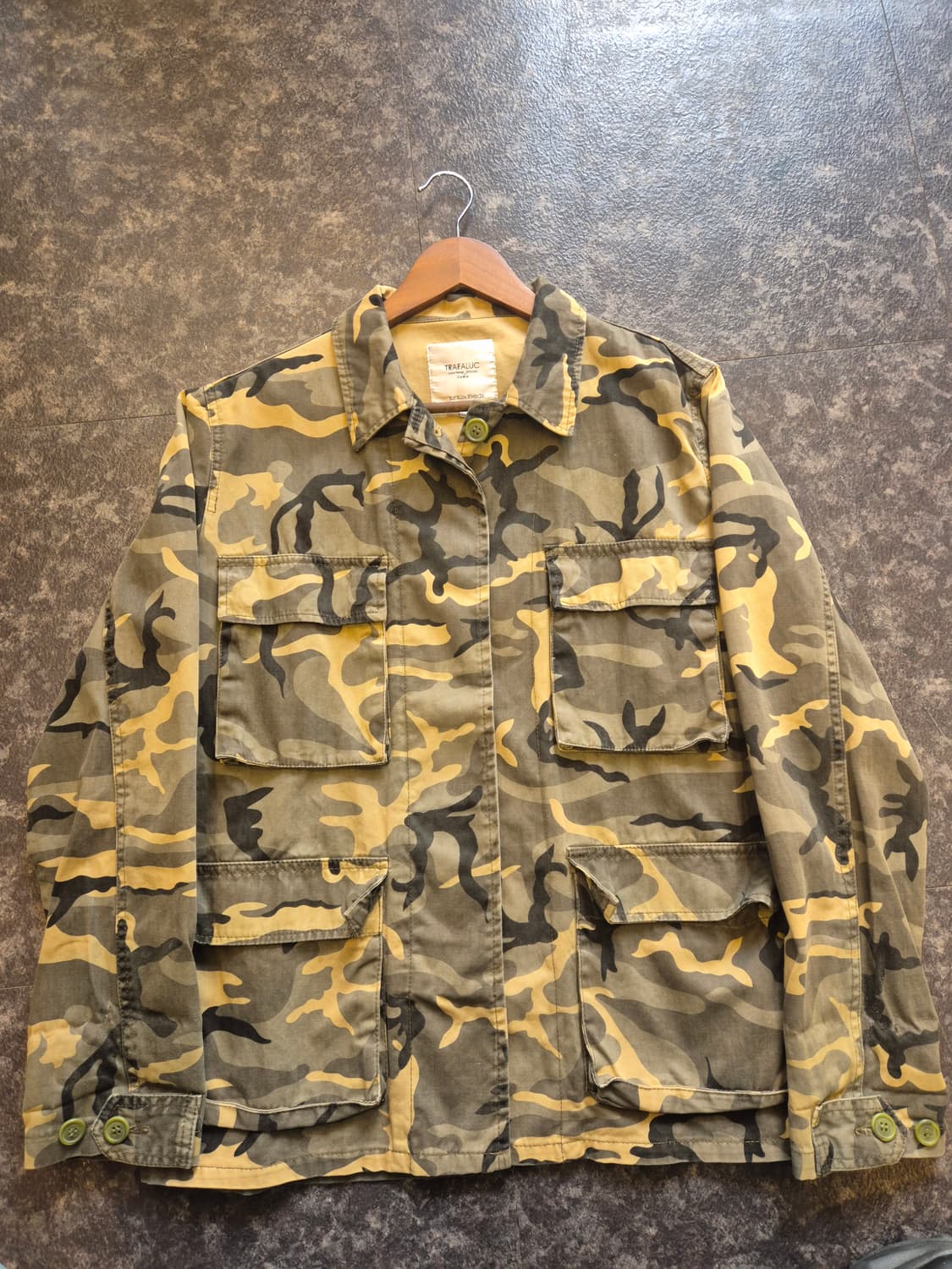 ZARA TRF 카모 밀리터리 자켓 판매합니다 상품이미지1