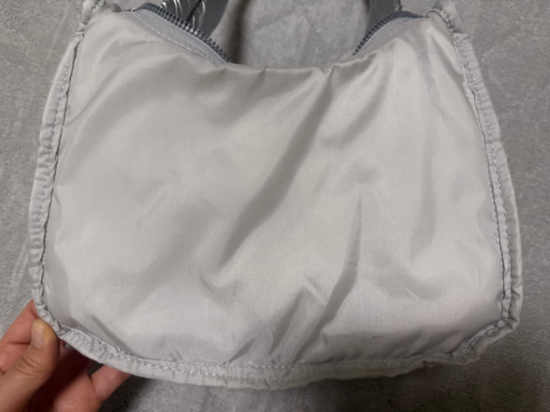 아디다스 퍼피 사틴 미니 숄더백 실버 메탈릭 빈티지 가방 상품이미지7