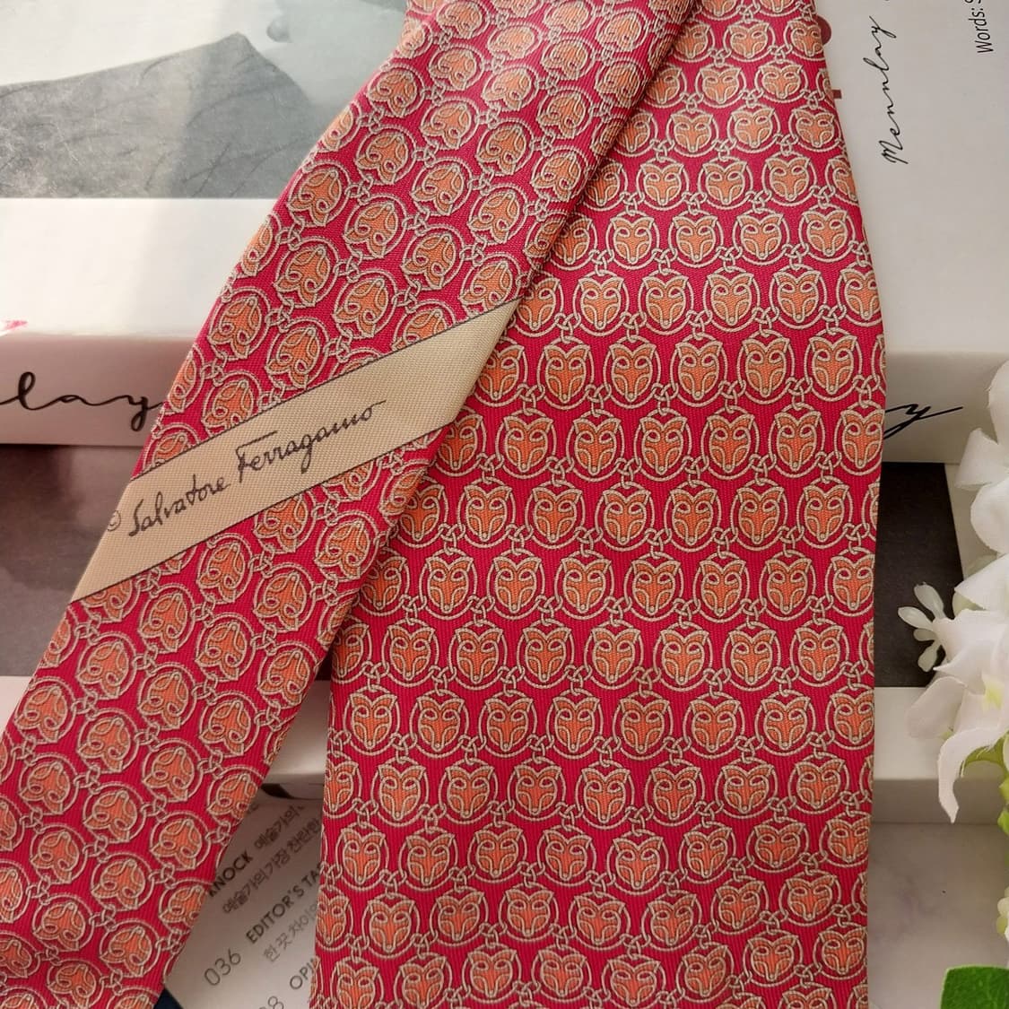 페라가모 실크 레드&오렌지 모티프 넥타이 9.9cm A+등급 K1570 상품이미지3