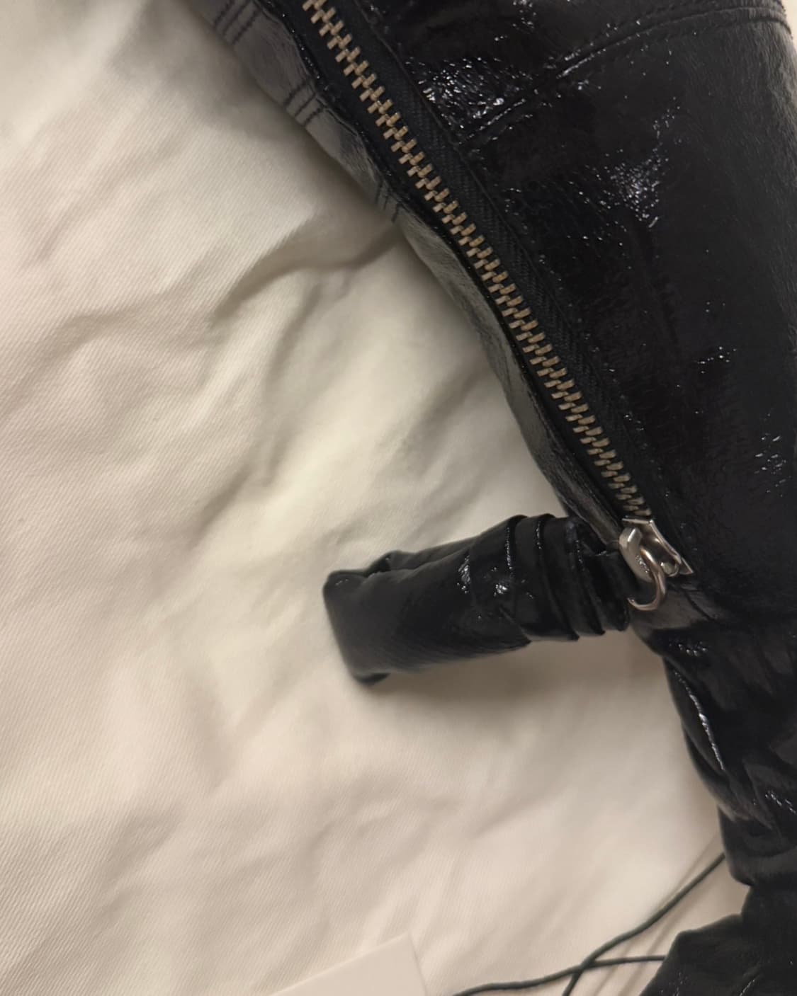 르메르 크루아상 스몰 코티드린넨 블랙 상품이미지3