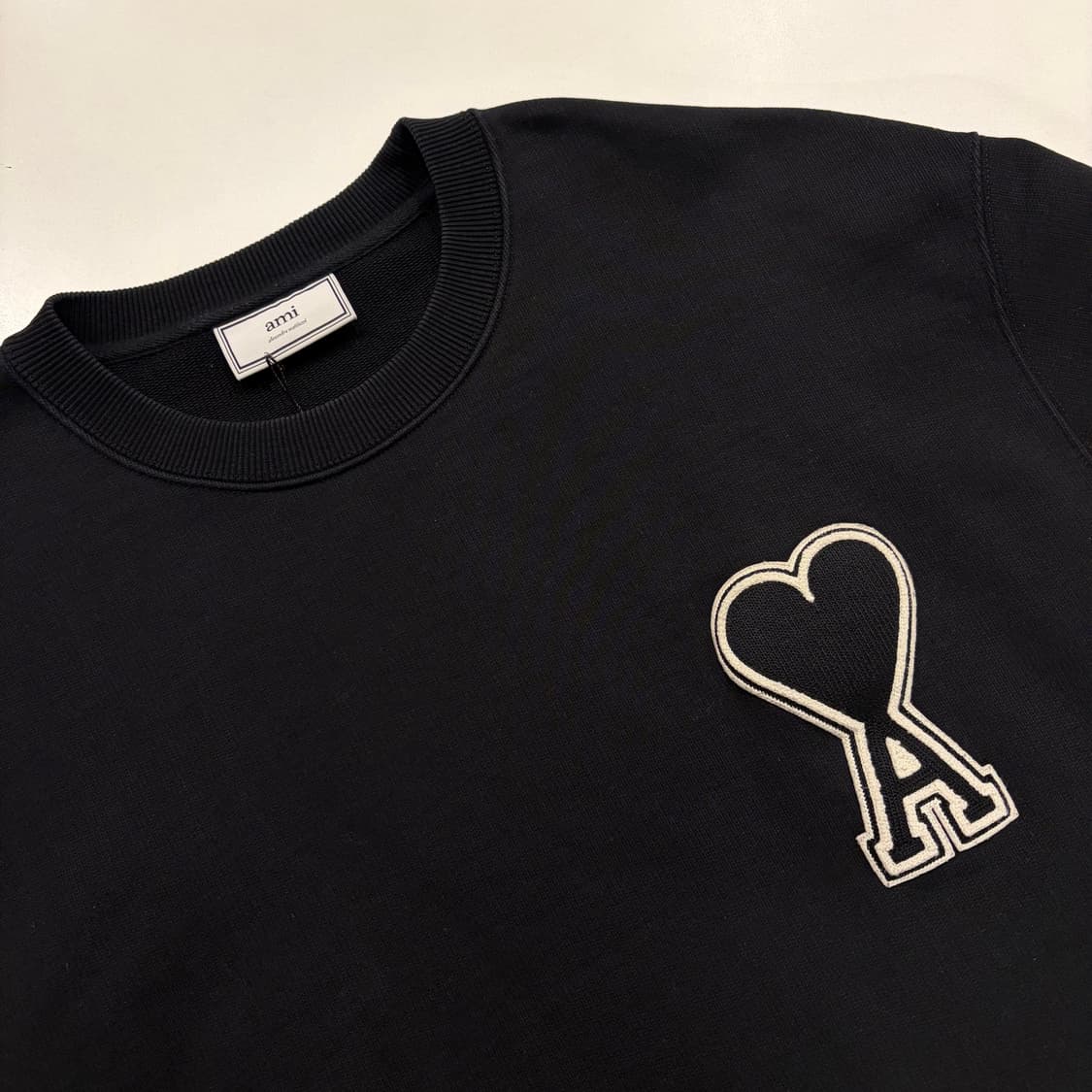 [XL] AMI 아미 빅하트 헤비 스웻 블랙 맨투맨  상품이미지3