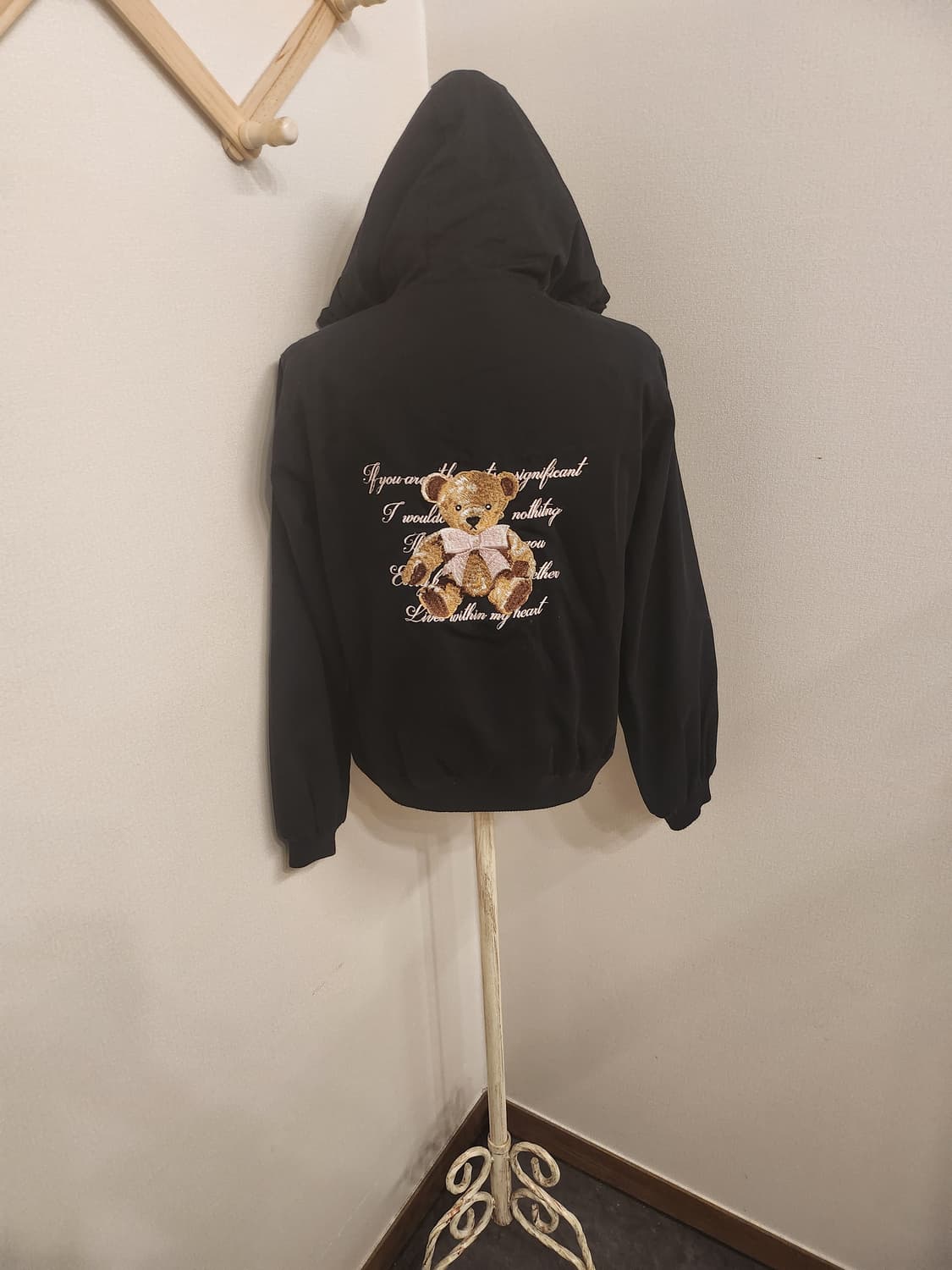 ((일본빈티지))앙크루즈 하트❤️‍🔥곰돌이🐻자수 블랙 후드집업 상품이미지2